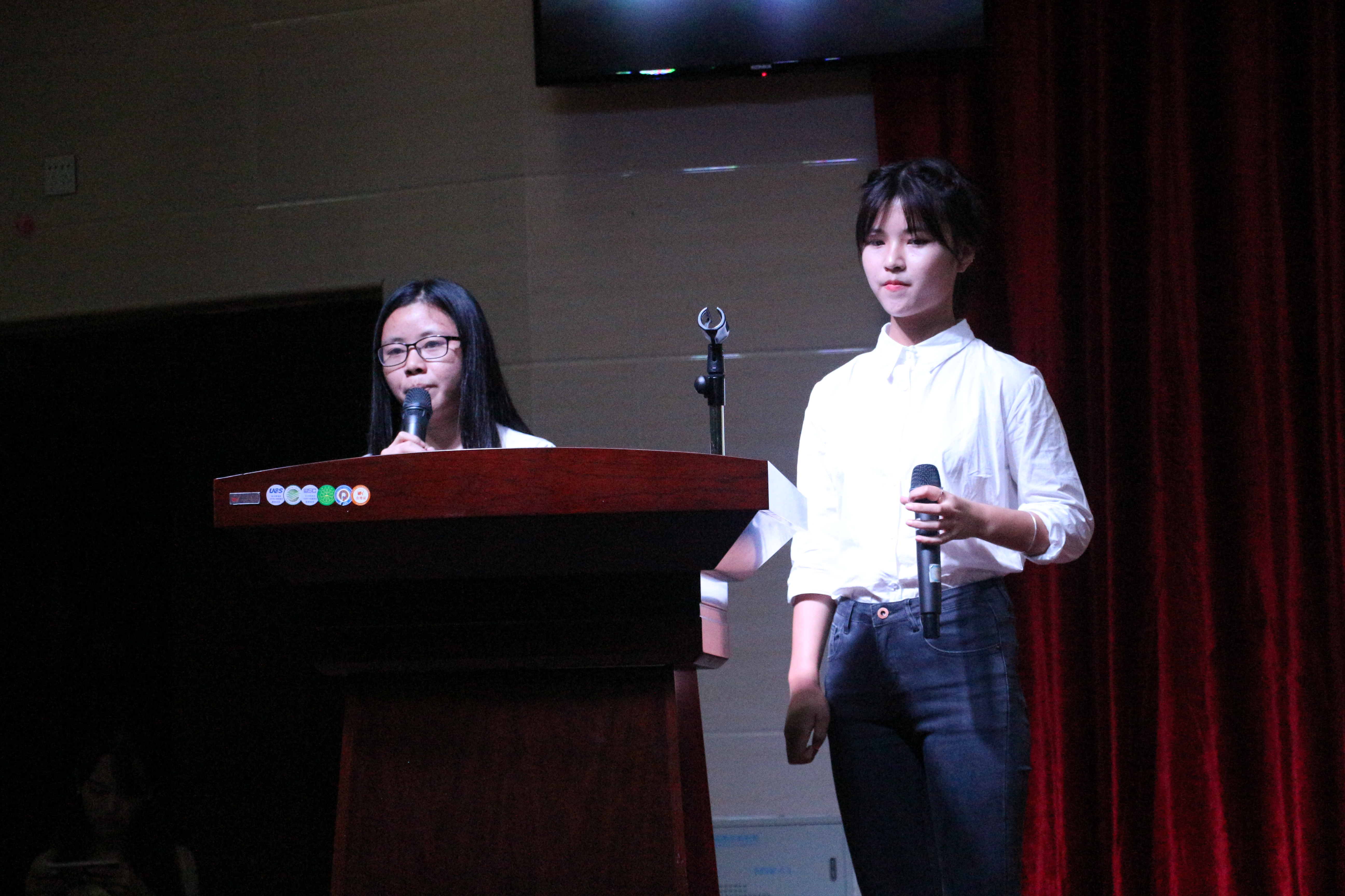 弘扬长征精神 争做“六有”大学生 ――记外国语学院团日活动汇报大会