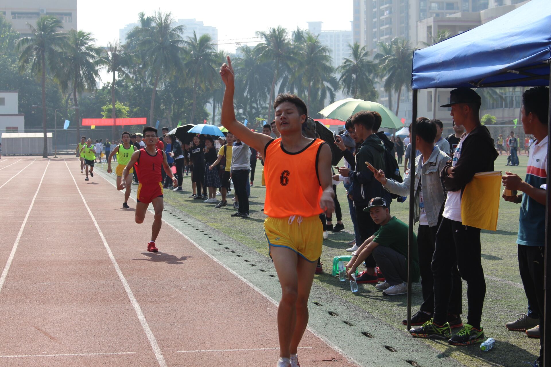 青年之声・齐心协力创佳绩,势如破竹夺第三――记海南师范大学第三十三届运动会