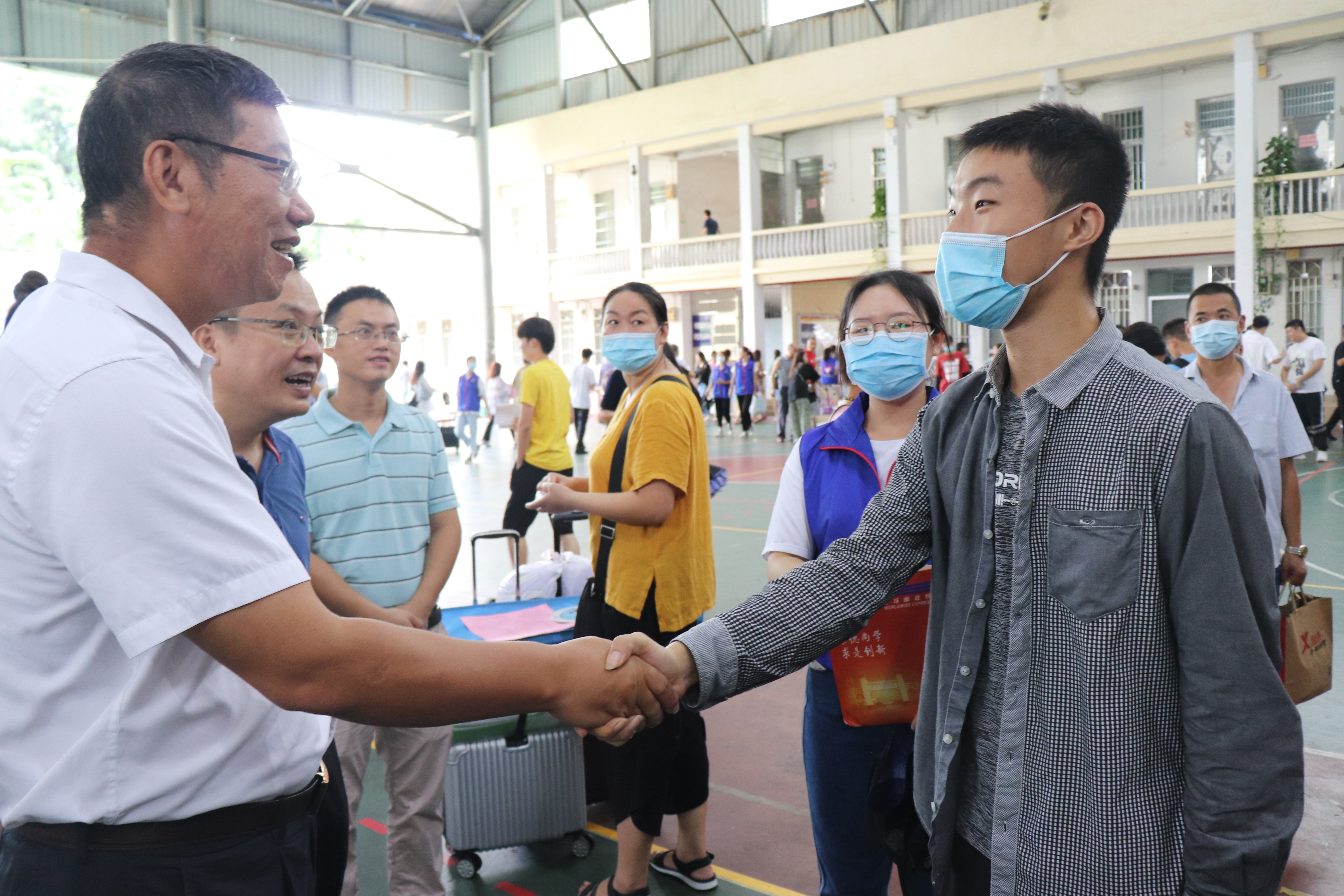 新“海师人”，欢迎你！――五千余名2020级新生入学