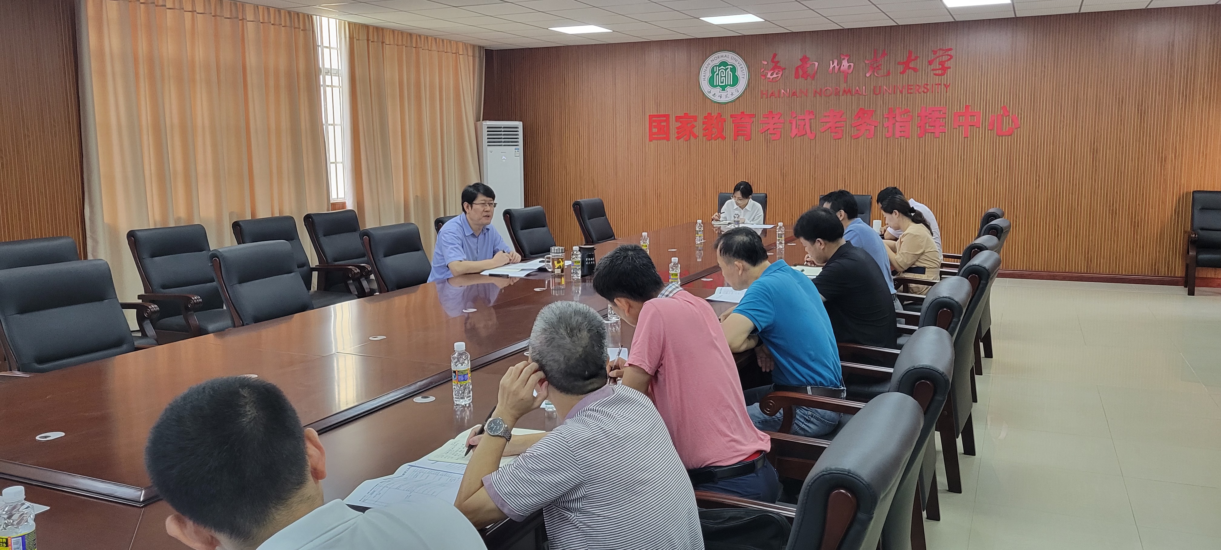 学校召开足球学院建设工作推进会