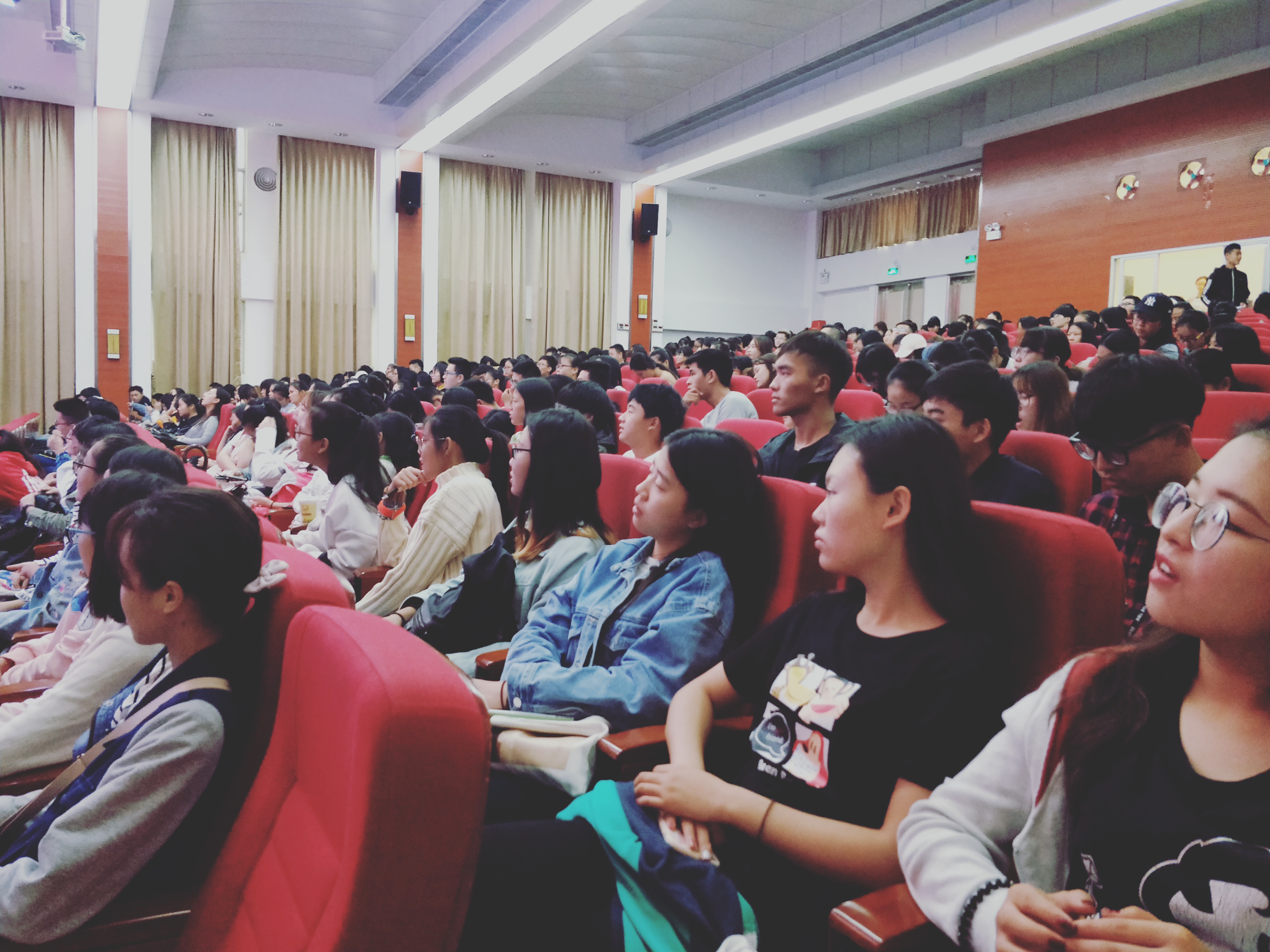 大众创业 万众创新