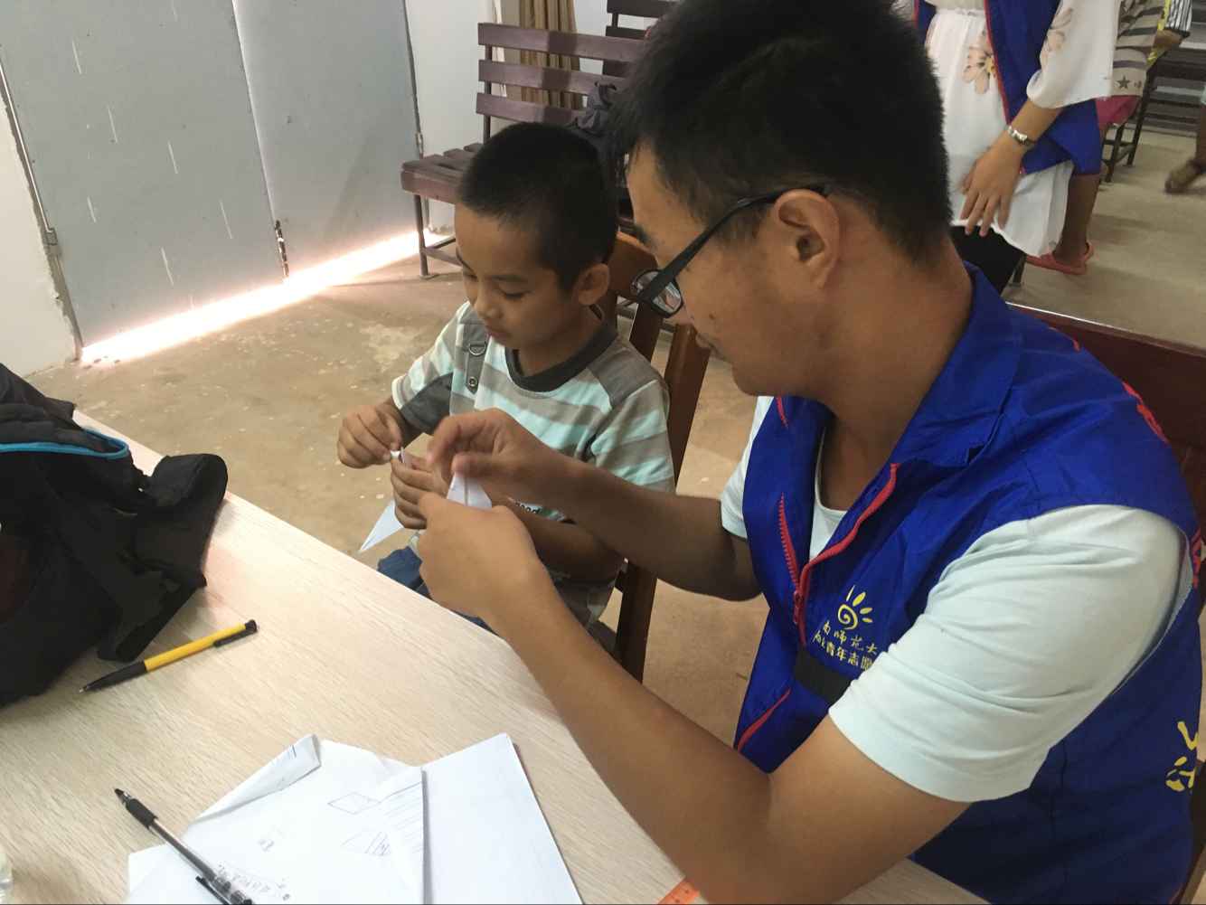 我是专“V”，普法先行――记政法学院振家社区阳光普法活动