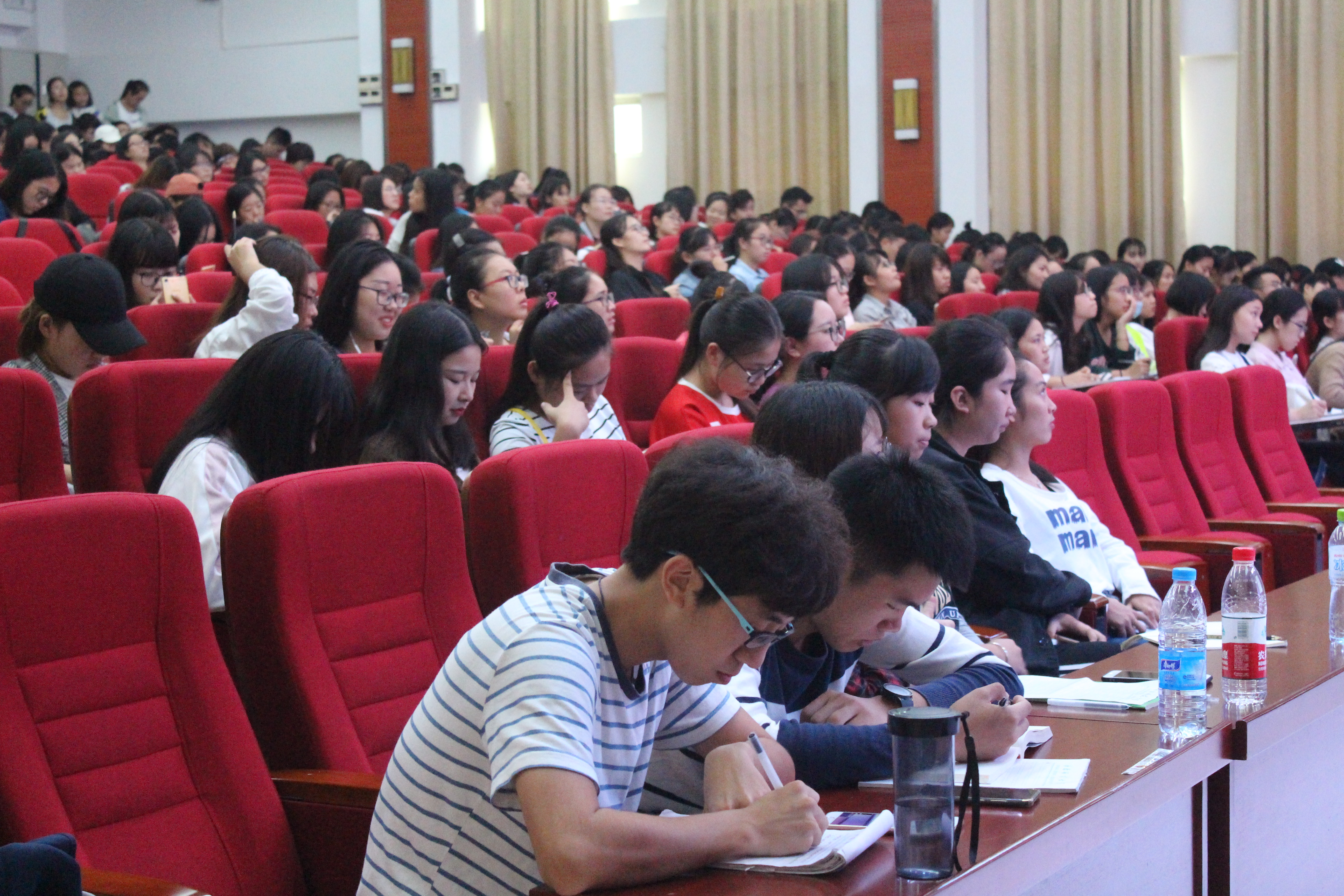 青年之声-中国“互联网+”大学生团队建设主题讲座