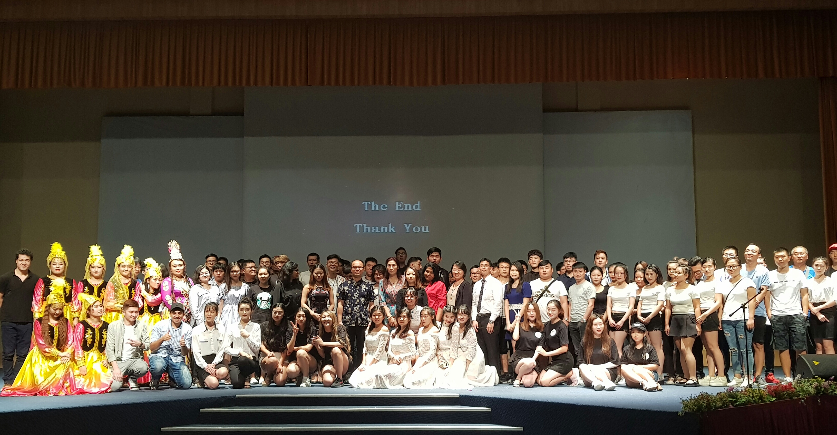世纪大学孔子学院举办“2017年迎新晚会”