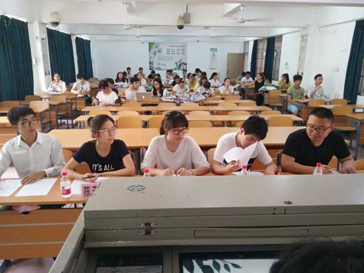 青年之声 ·数学与统计学院志愿青春汇报问答