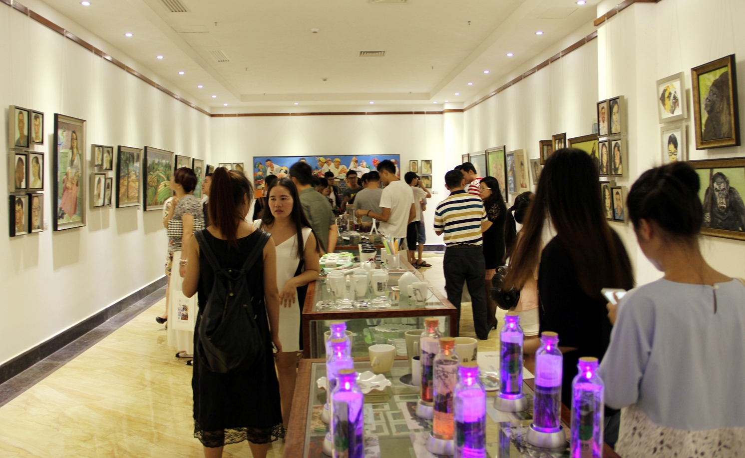 美术学院举办助推学生创新创业作品展