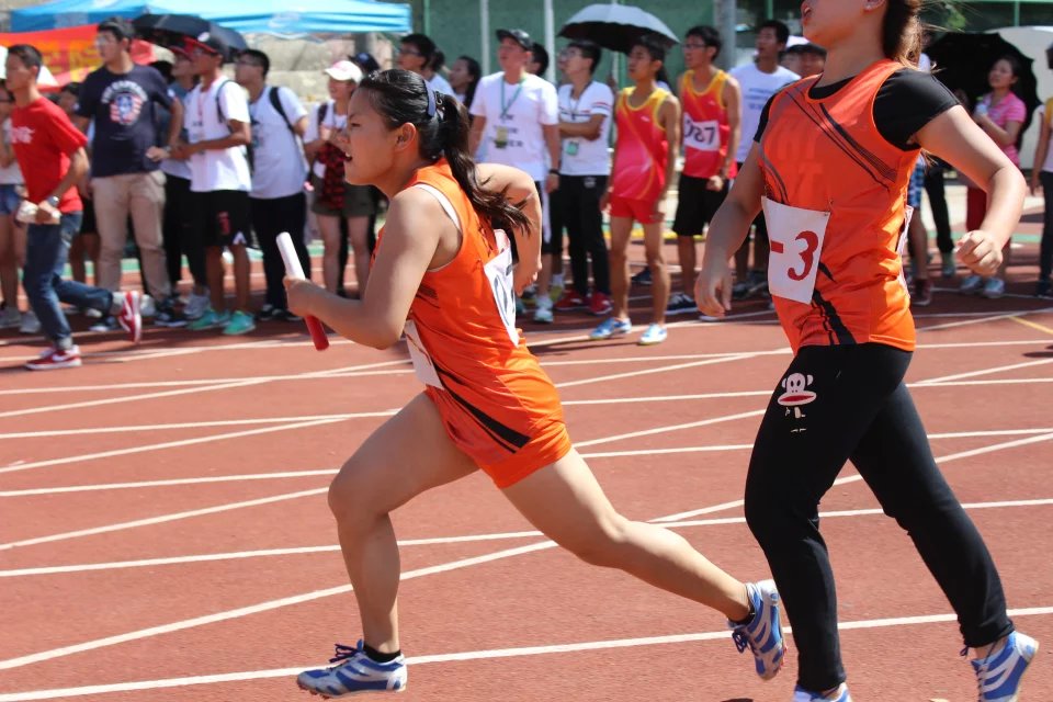 运动的青春，拼搏的政法人――记海南师范大学第三十二届田径运动会