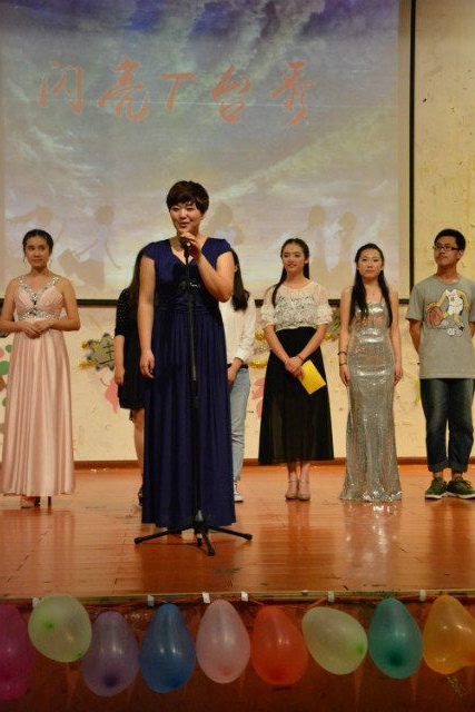 握住梦想,我声秀我型--记教育科学学院主持人大赛