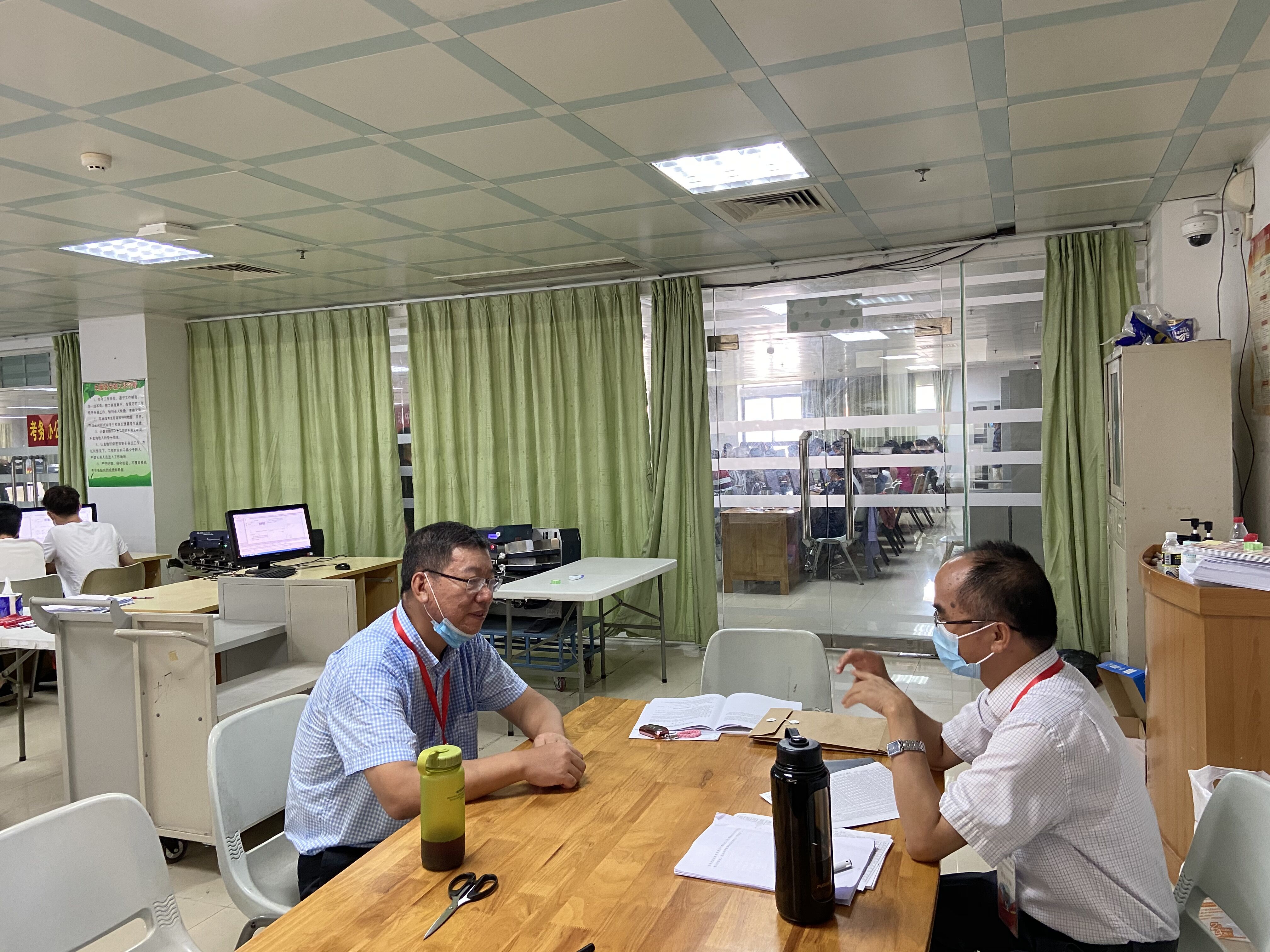 林强视察我省2020年高考网上评卷工作