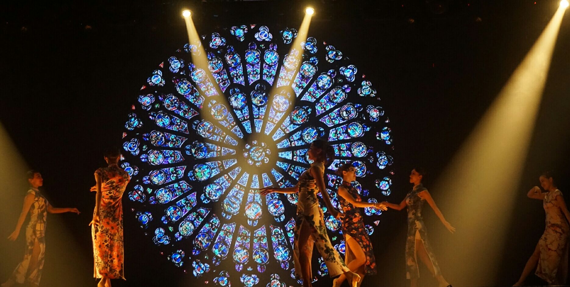 2012级舞蹈班毕业晚会《feeling》完美谢幕