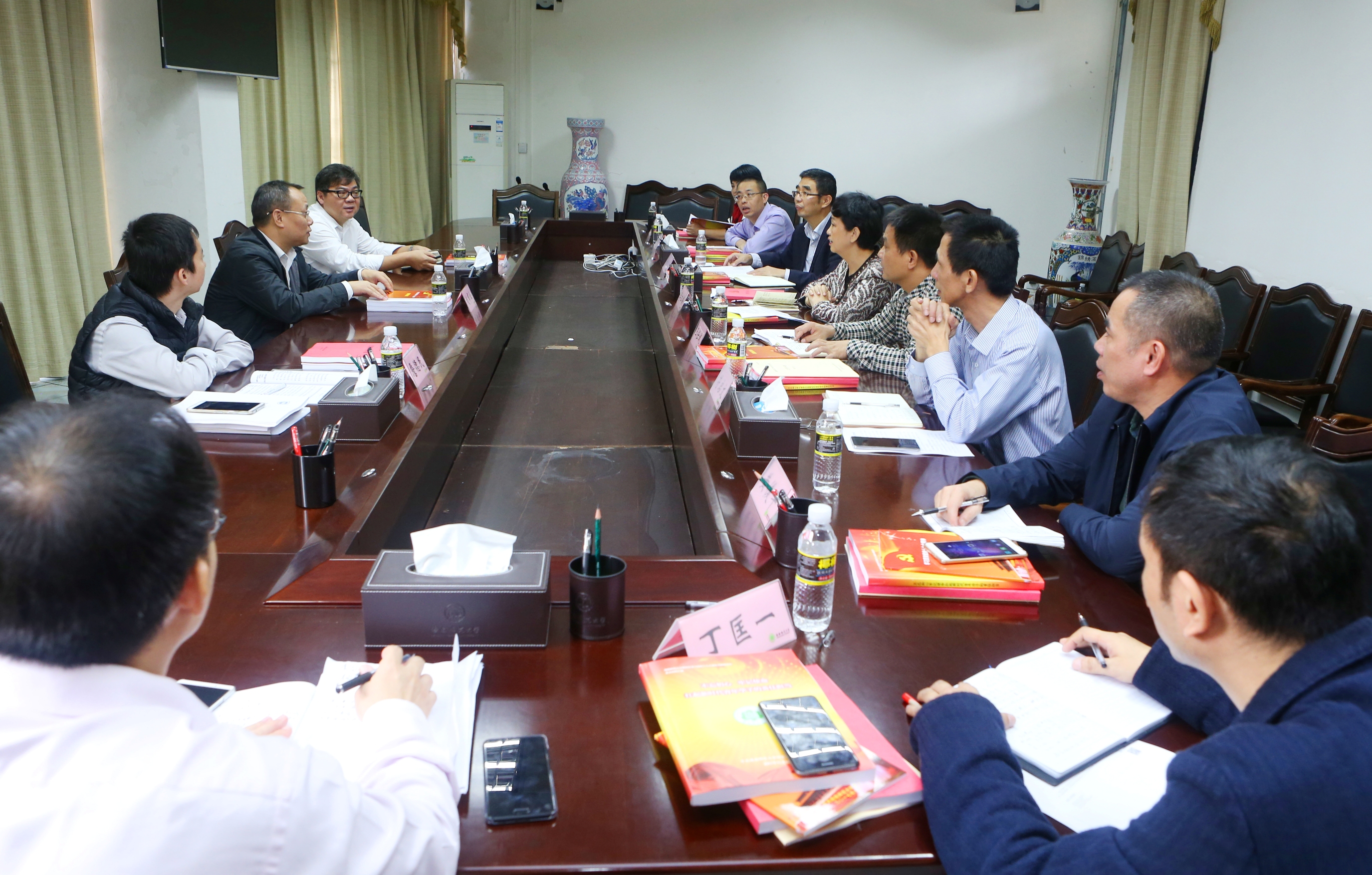 省委组织部调研组来我校调研基层党建工作