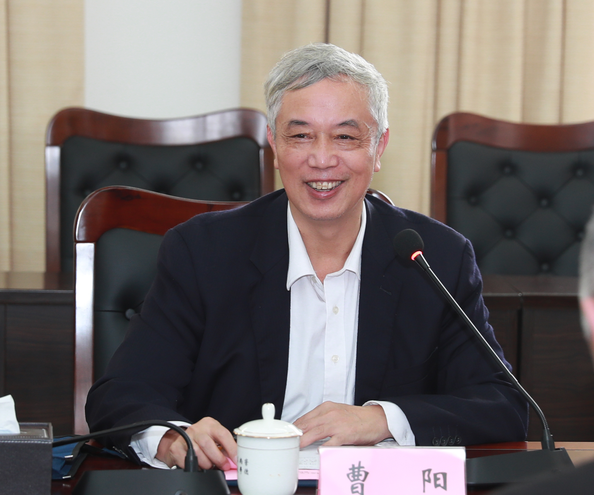 我校与琼台师范学院签约合作