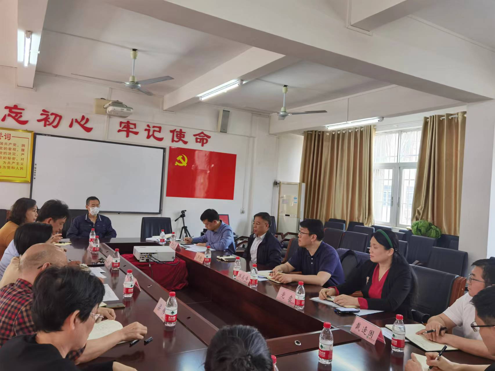 校领导到生命科学学院调研