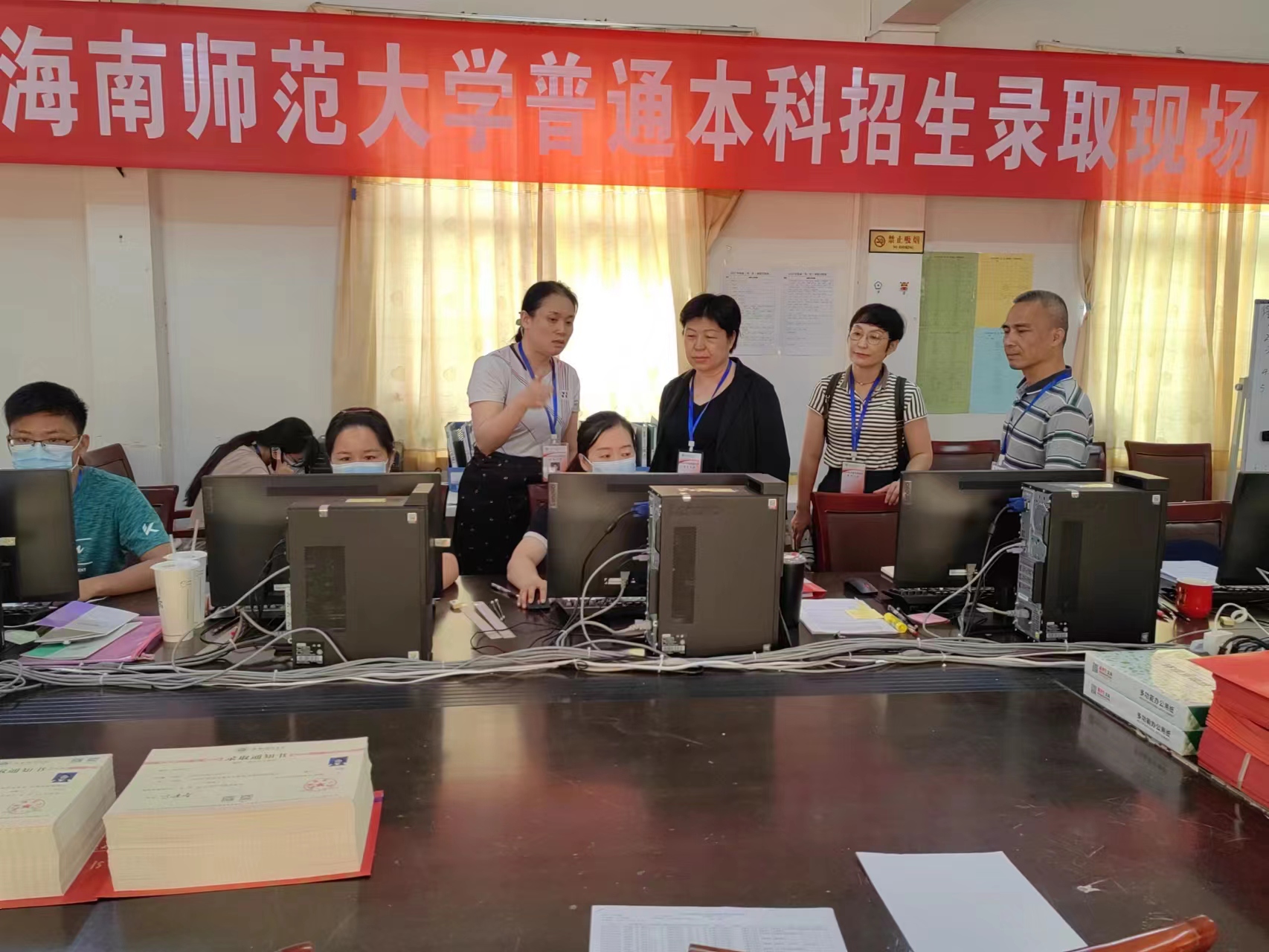 许玫检查2022年我校普通本科招生录取和毕业生就业工作