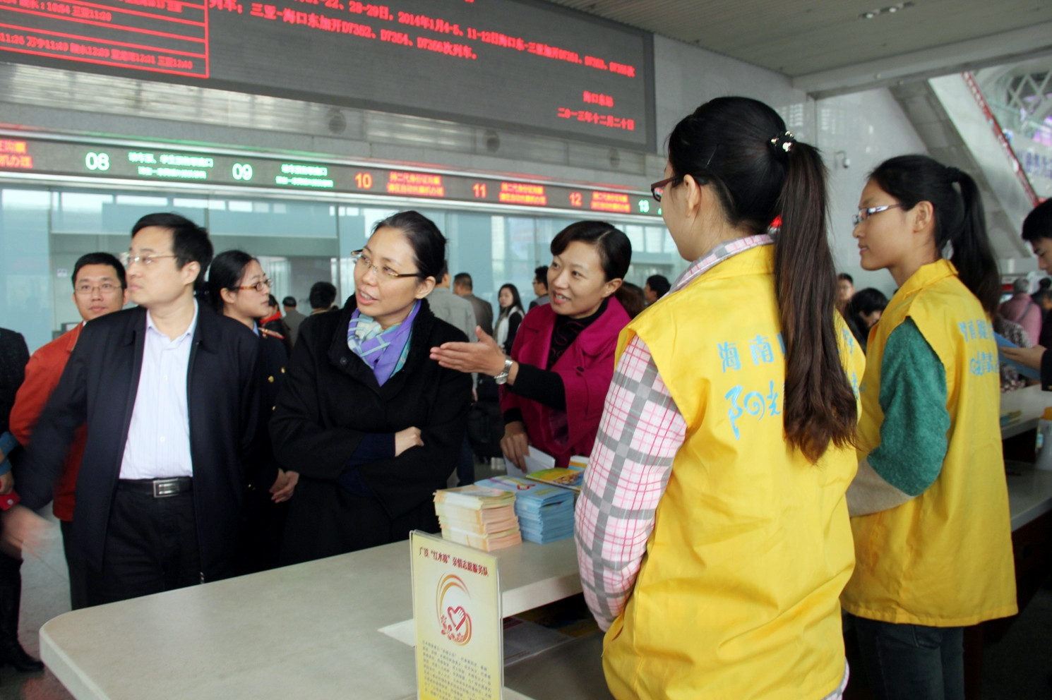 团中央书记处书记汪鸿雁来我校调研