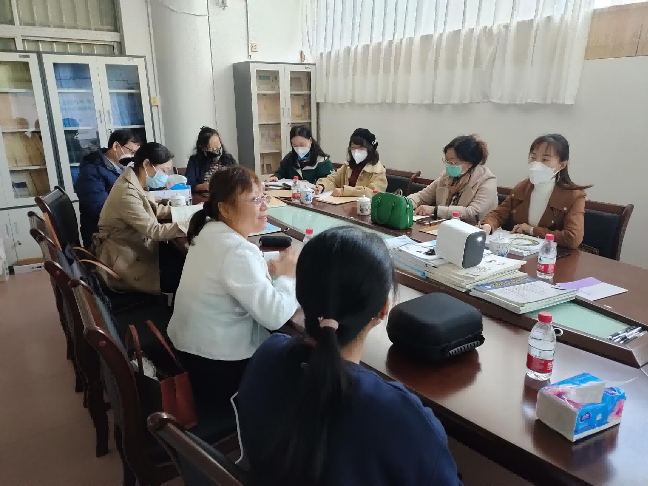 我校召开高水平学术期刊建设暨《海南师范大学学报》（自然科学版）建设专家咨询会
