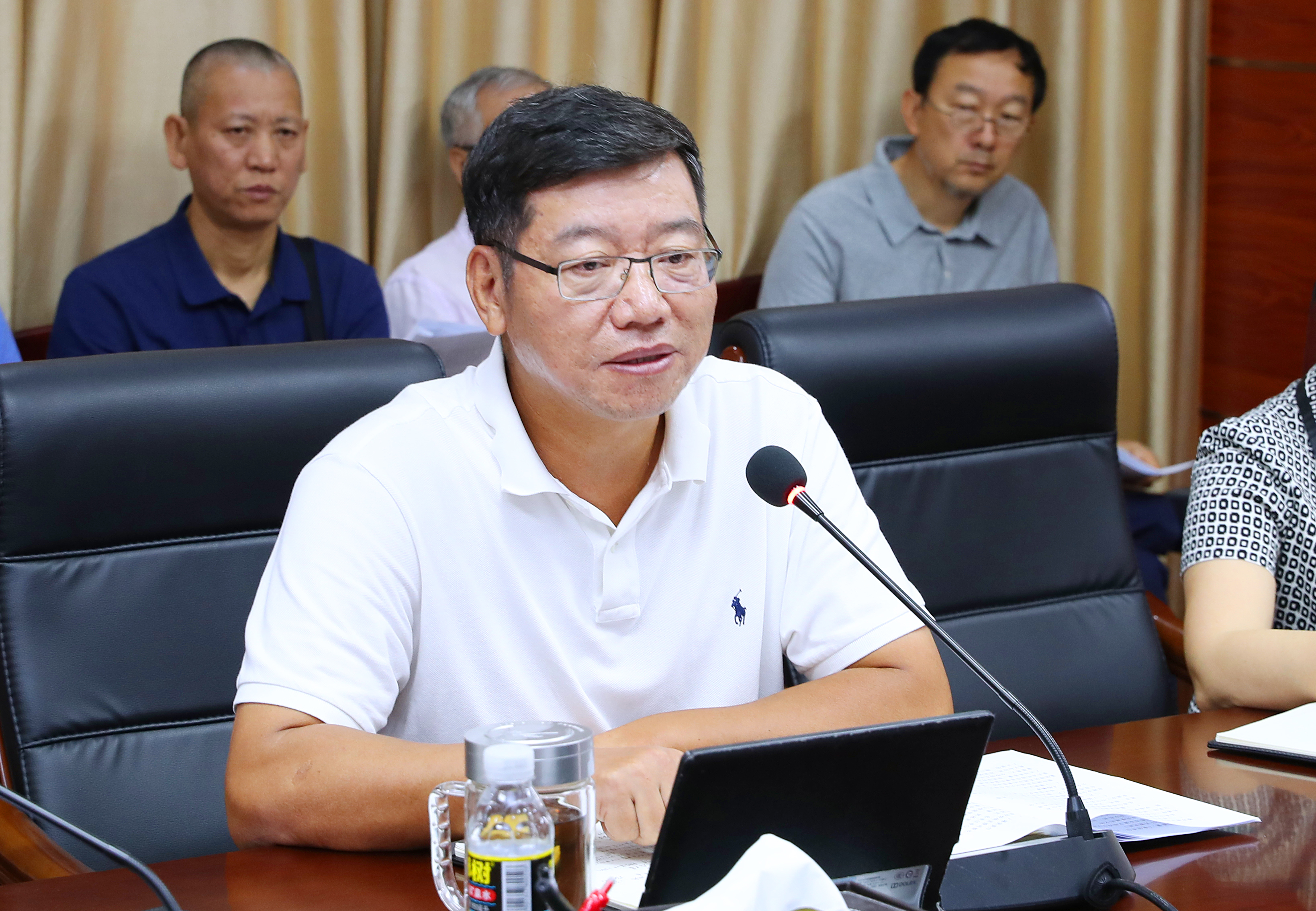学校召开审核评估整改工作部署会