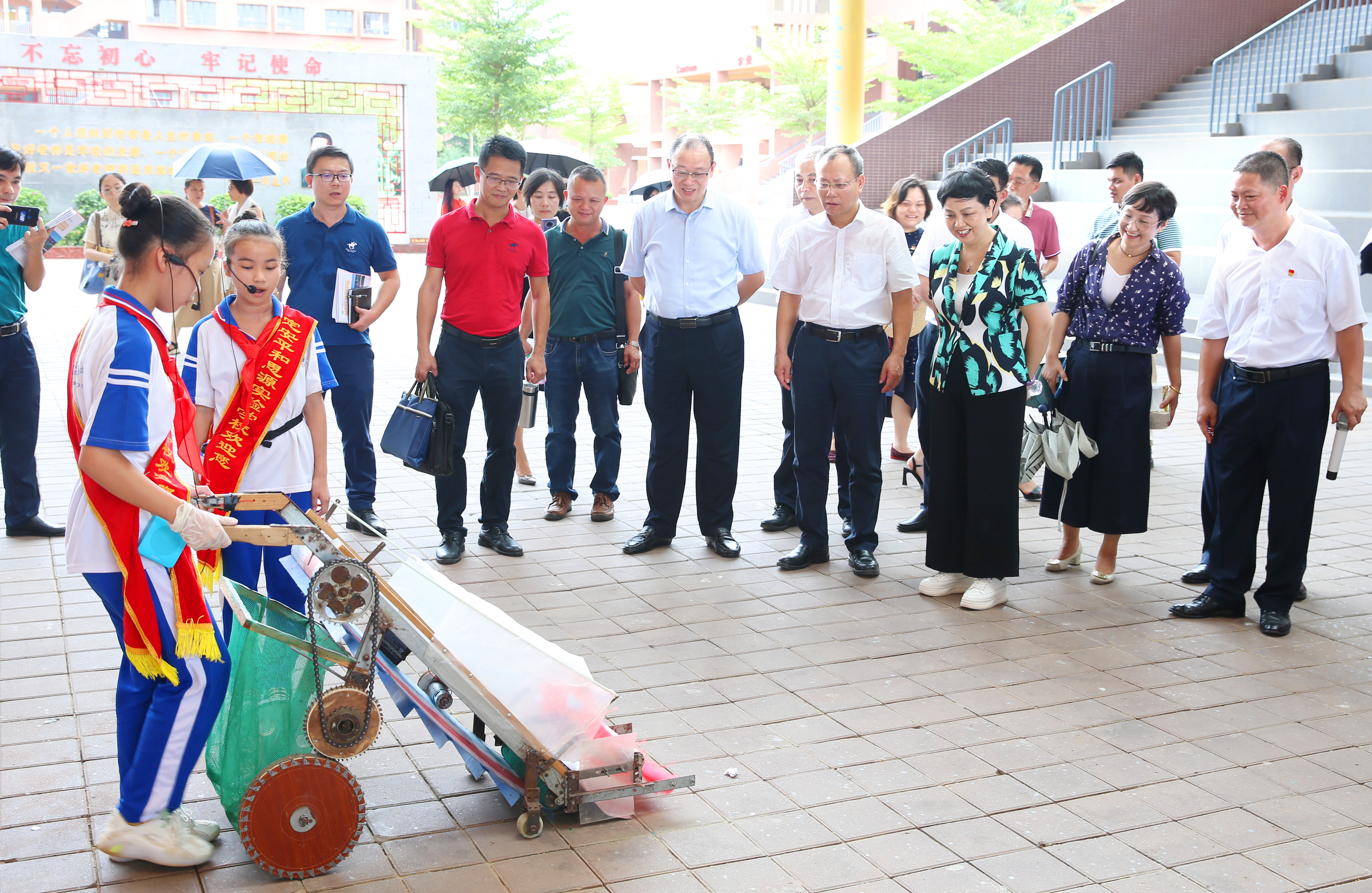 海南师范大学劳动教育创新试验基地在定安揭牌成立