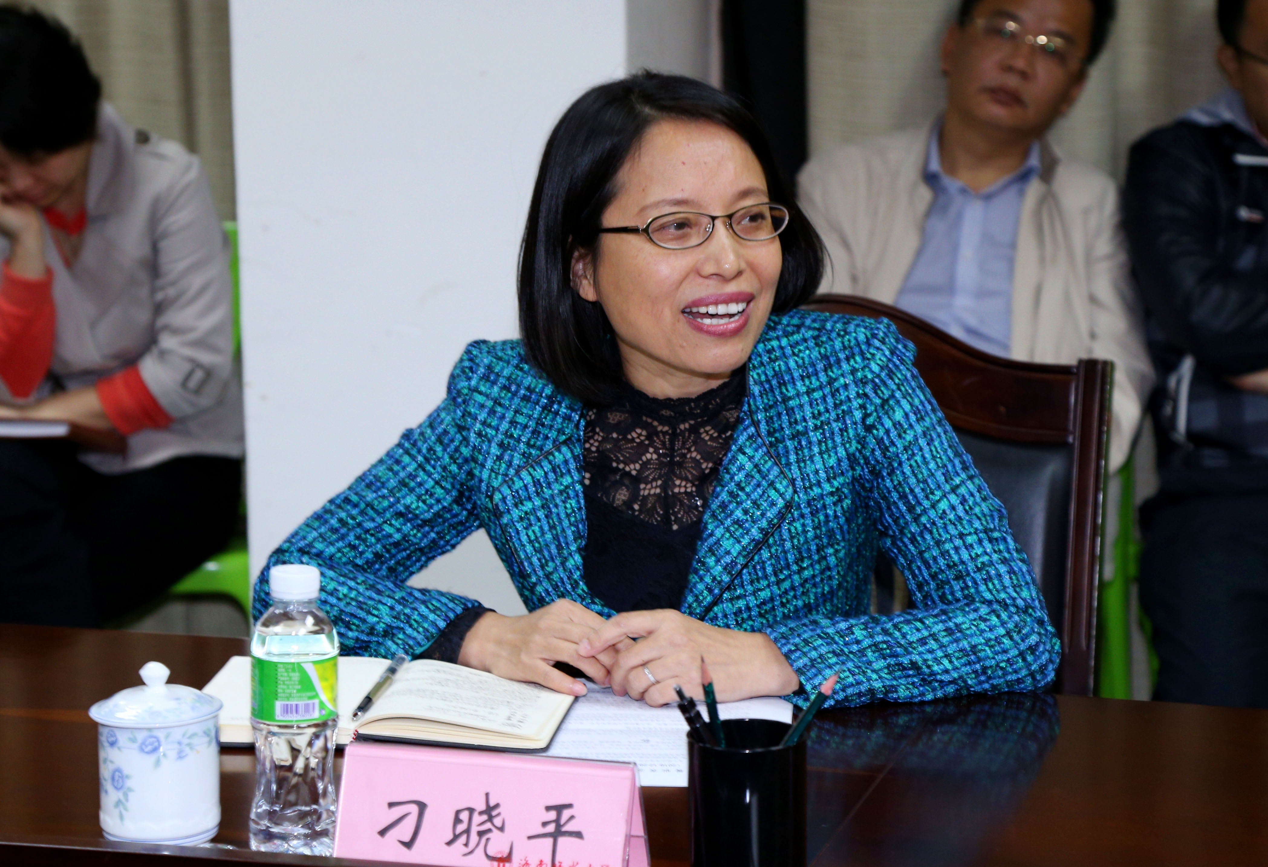 我校召开干部大会