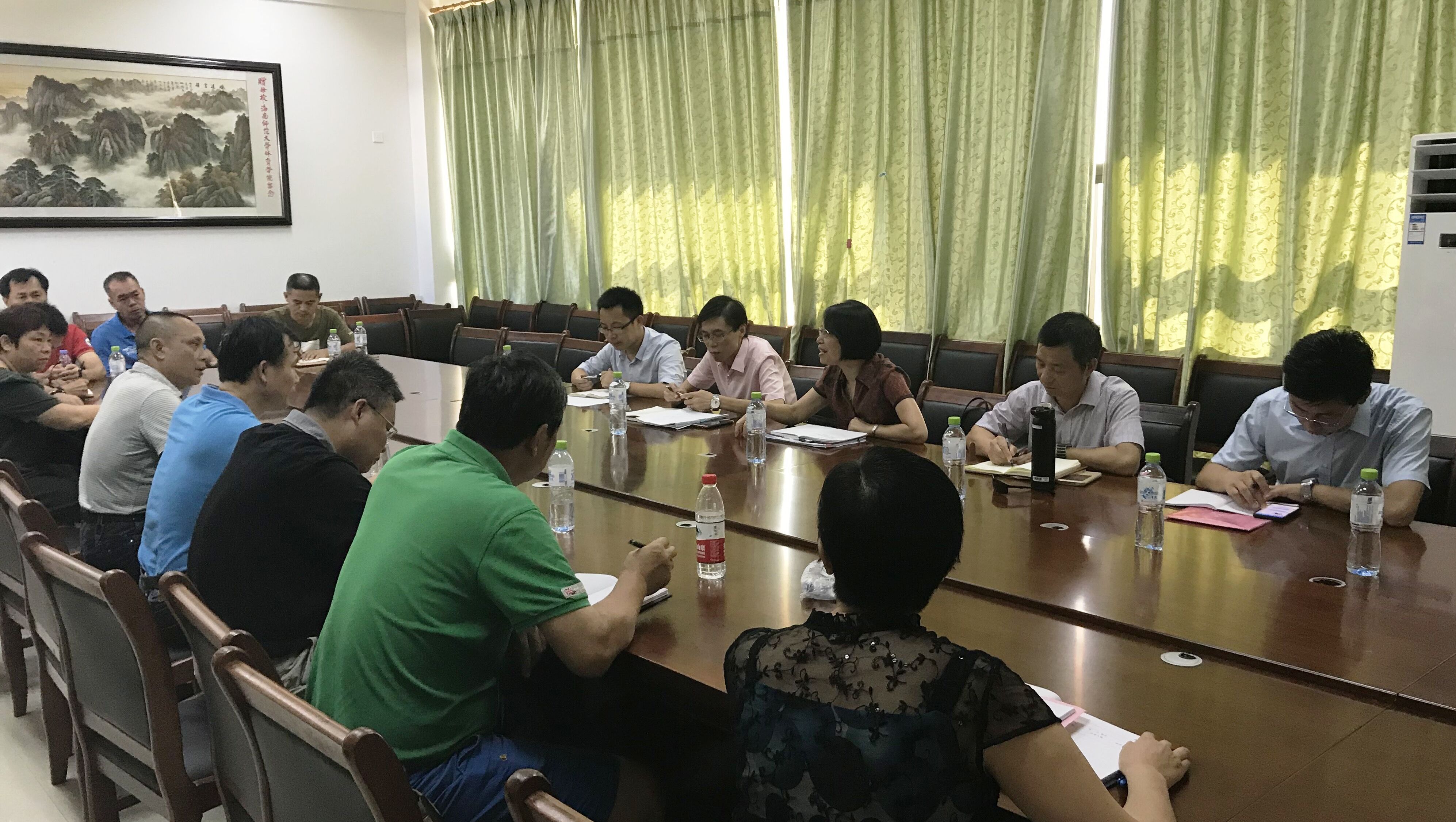 校领导到各学院指导本科教学评估工作