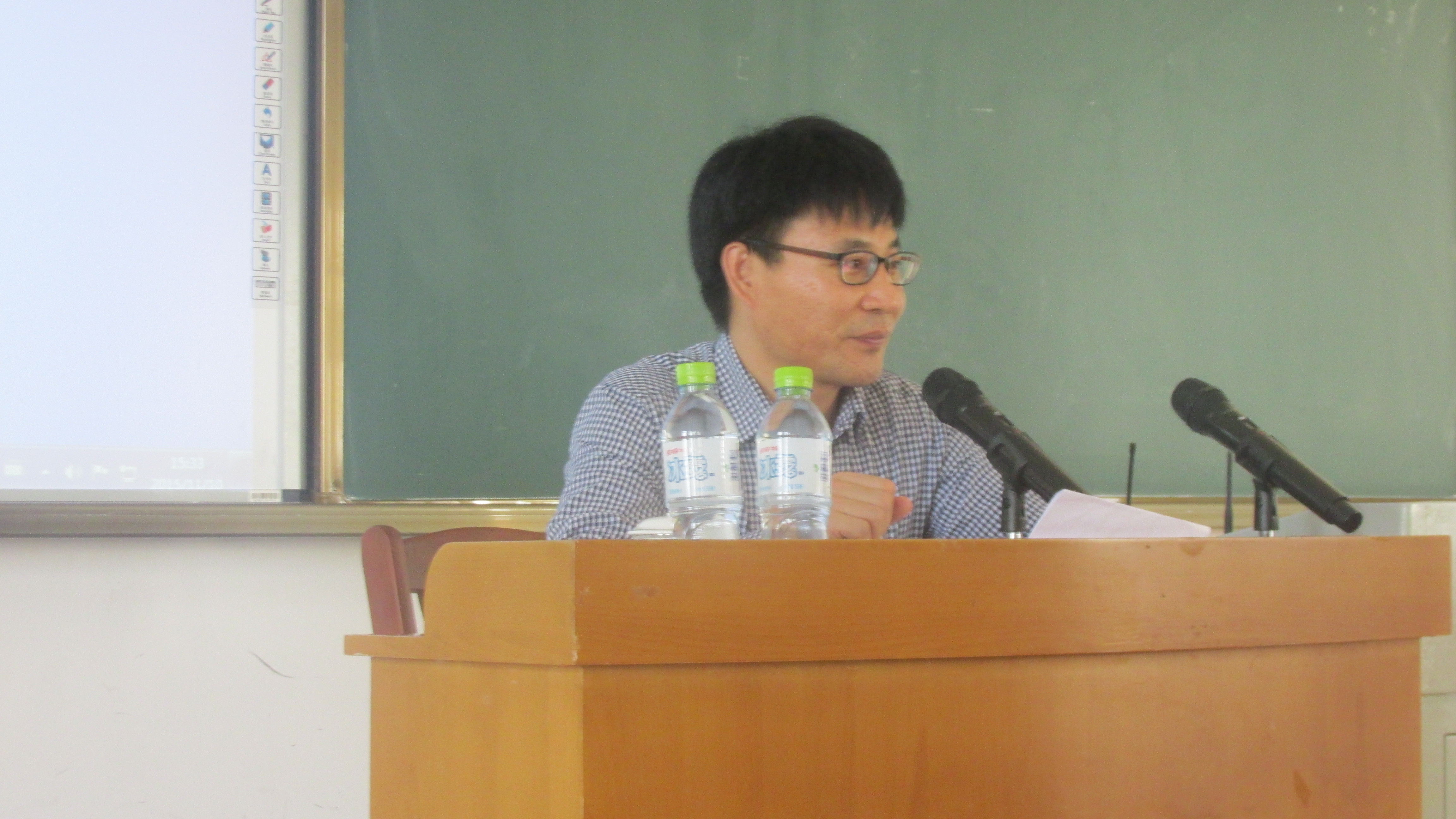 扬中韩悠久文化，析汉语教学现状——记文学院韩国中国教学的历史与现状讲座