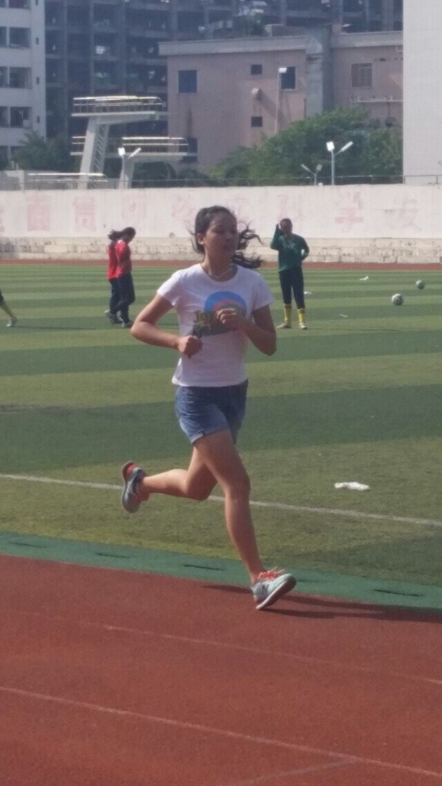 顽强拼搏 勇争第一――――记生命科学学院校运动会之运动员选拔 