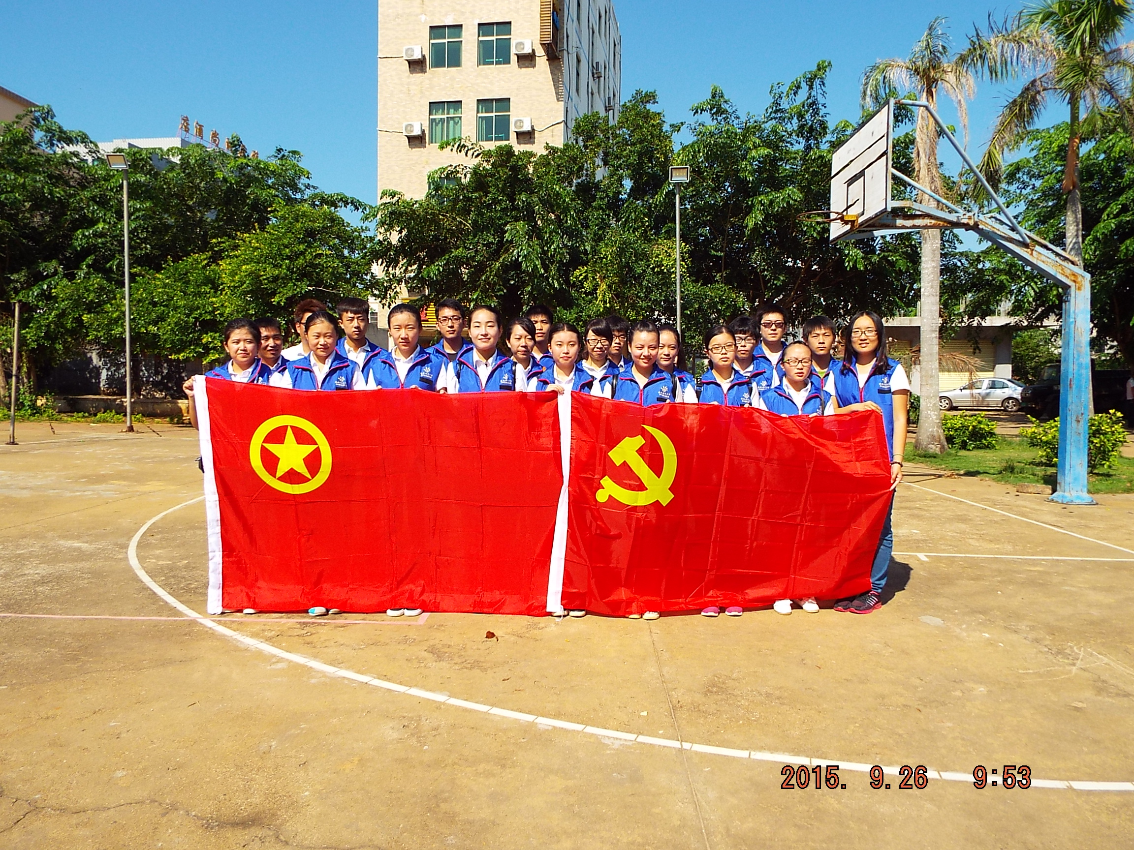 “双创”进社区，经济与管理学院党支部在行动