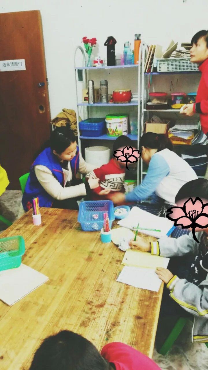 来自“星星”的孩子们――记马克思主义学院青年志愿者协会访雨润特殊培育教育中心