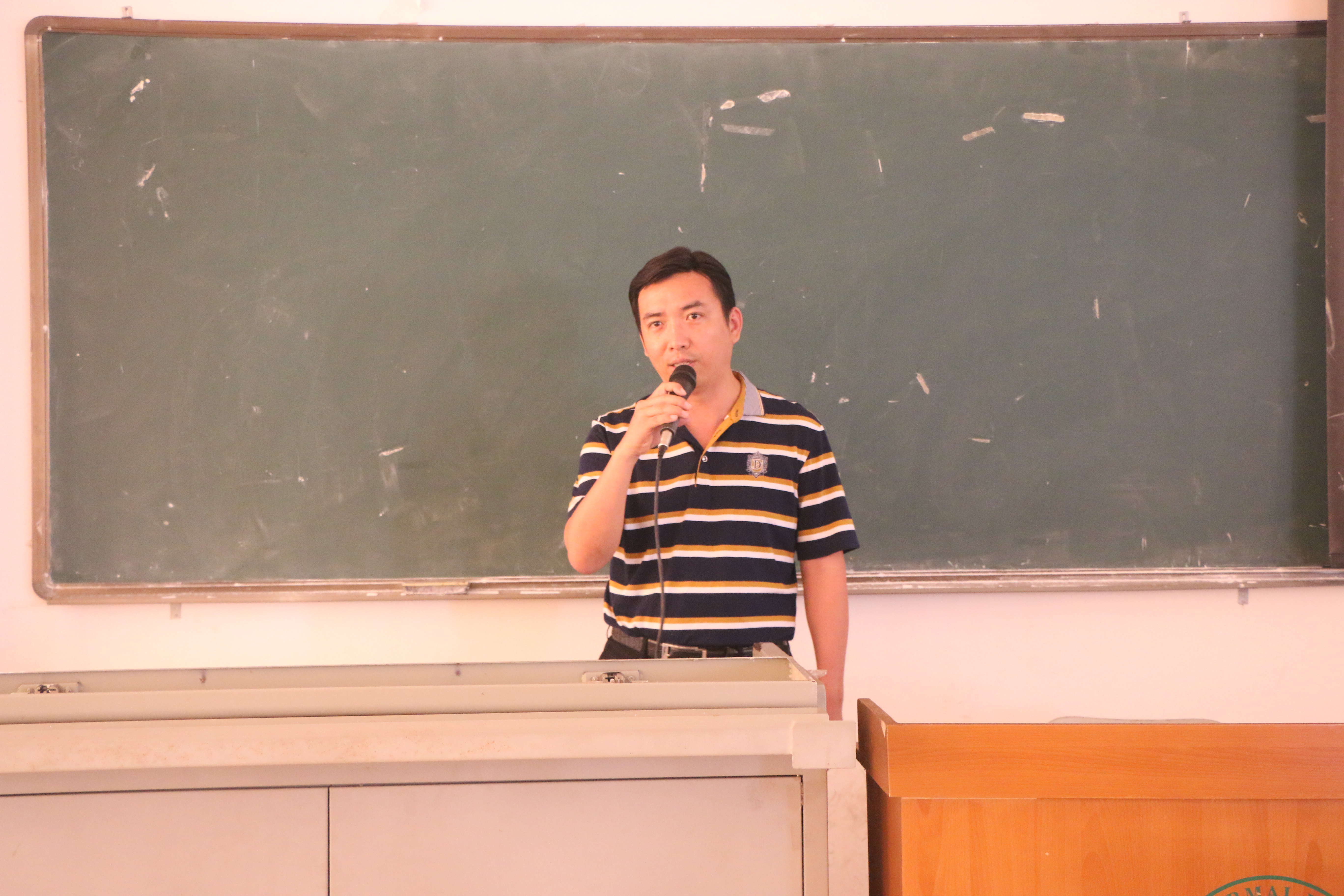 新闻客户端的走势及海南日报客户端的实践――记新闻专业系列报告之二