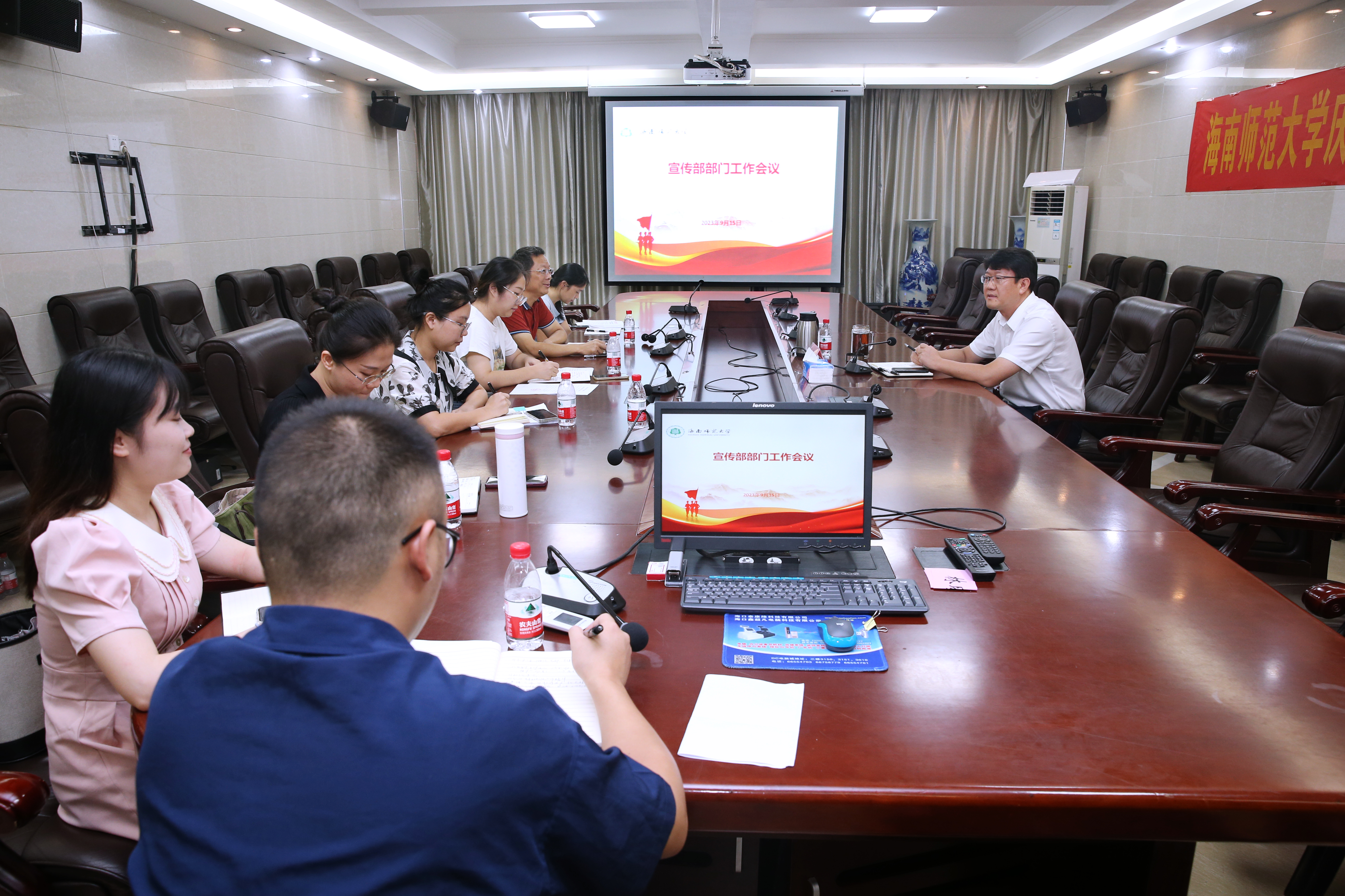 韩尚峰调研指导宣传工作