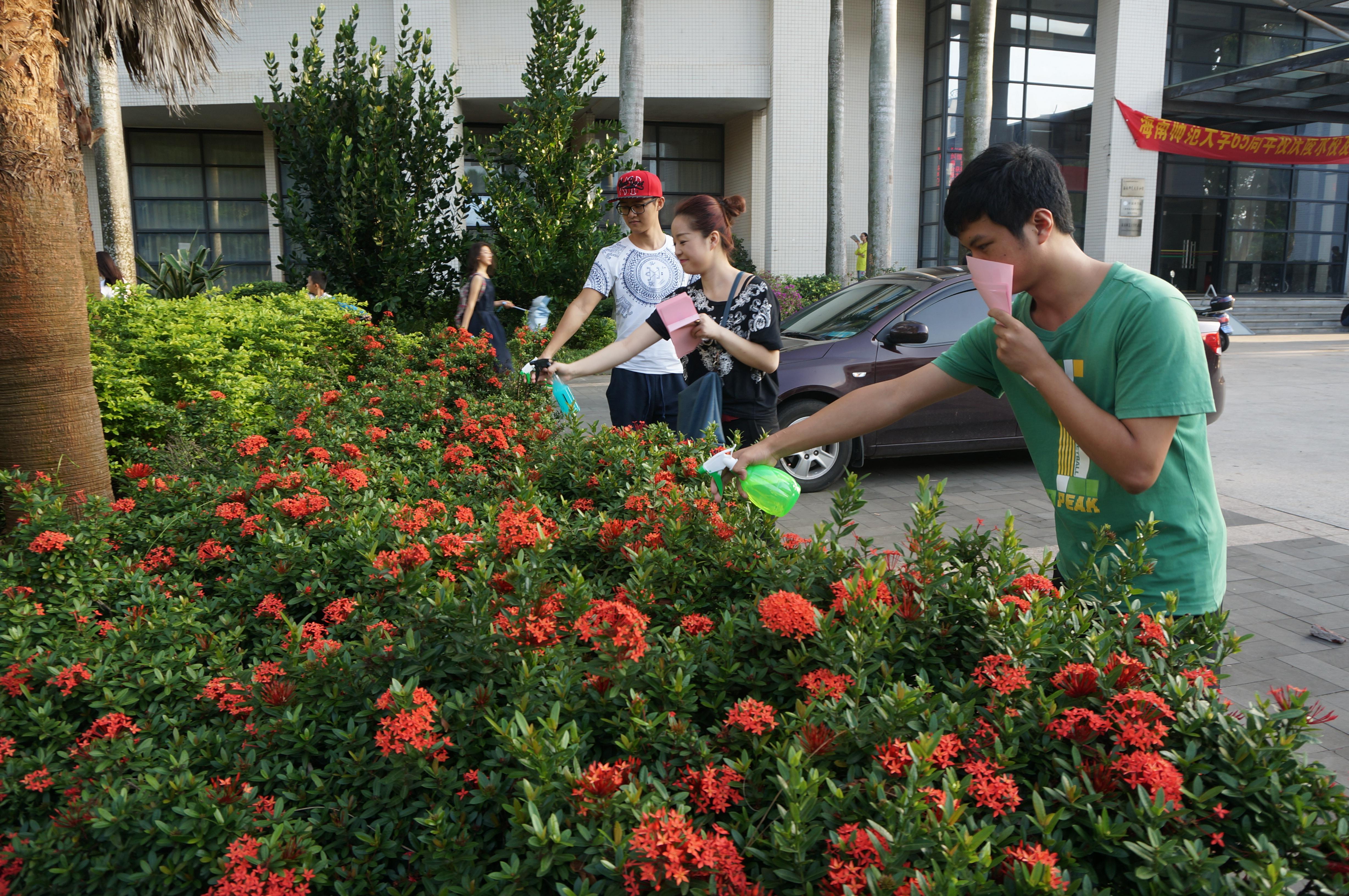 “抵御登革热，我们在行动”――音乐学院2013级音乐2班团日活动