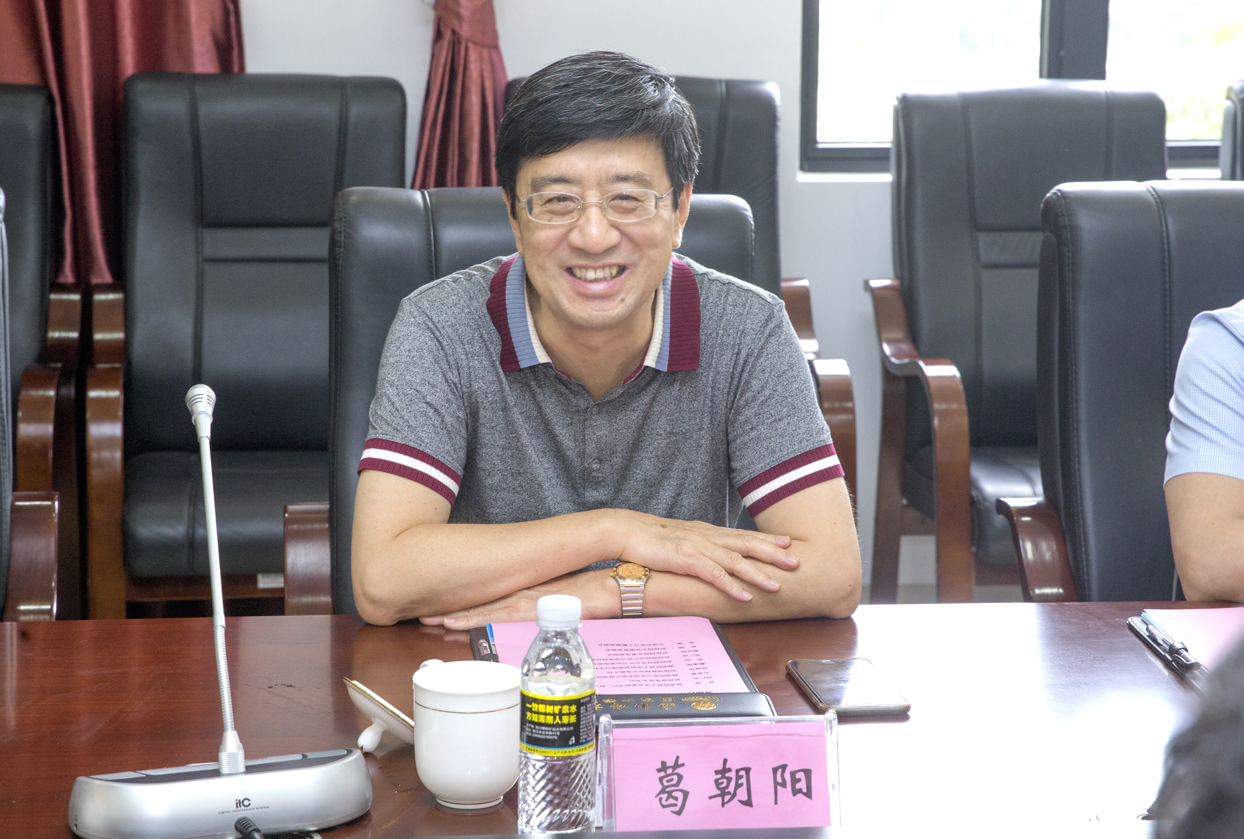 浙江省大学科技园联盟考察团调研我校科技园