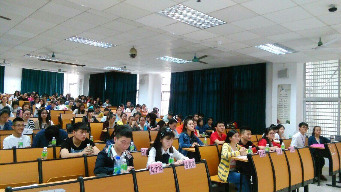 拼主持技巧 展个人风采——记生命科学学院第二届主持人风采大赛决赛