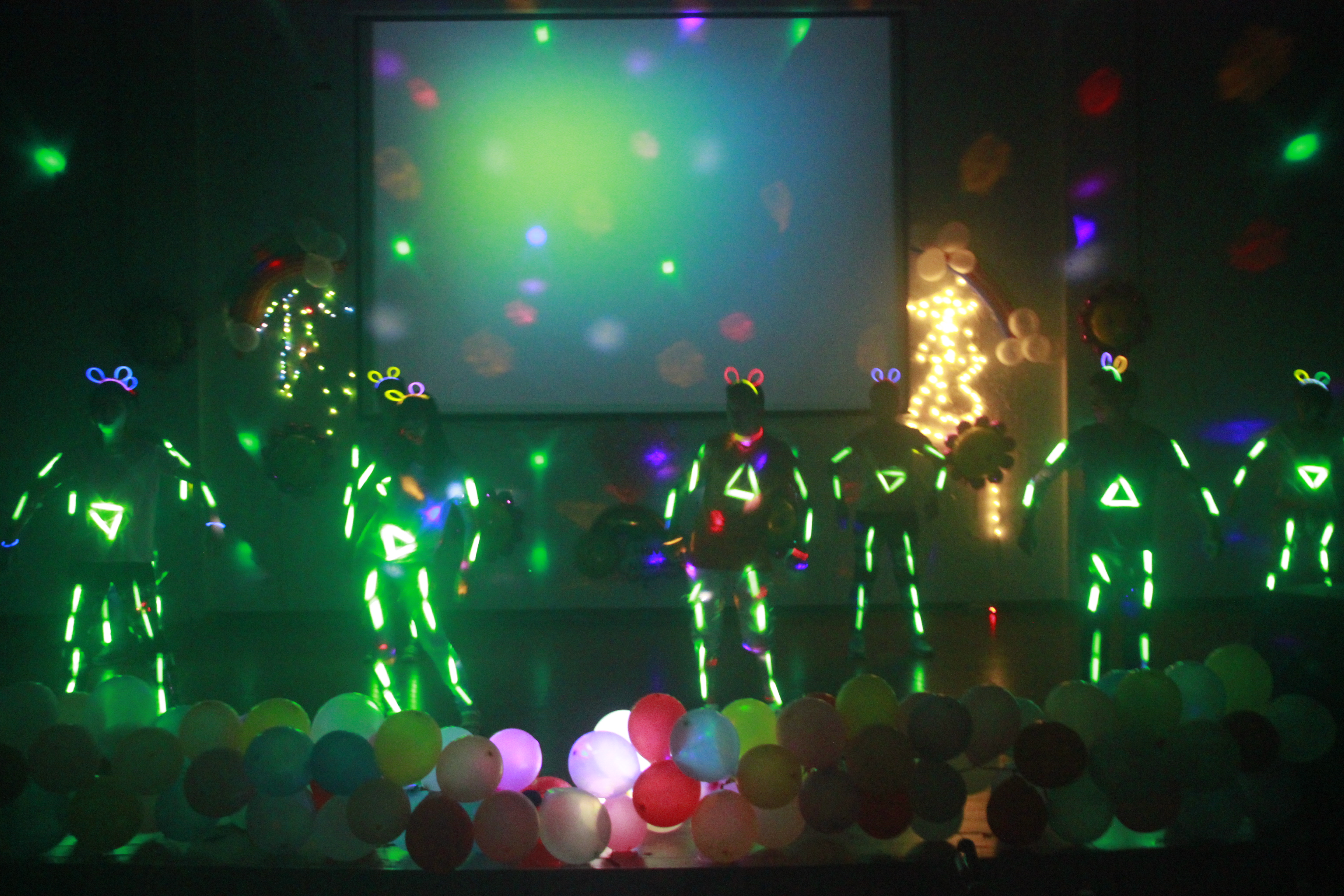 飞一样的班级，飞一样的晚会――记文学院优秀班级评选决赛暨颁奖晚会