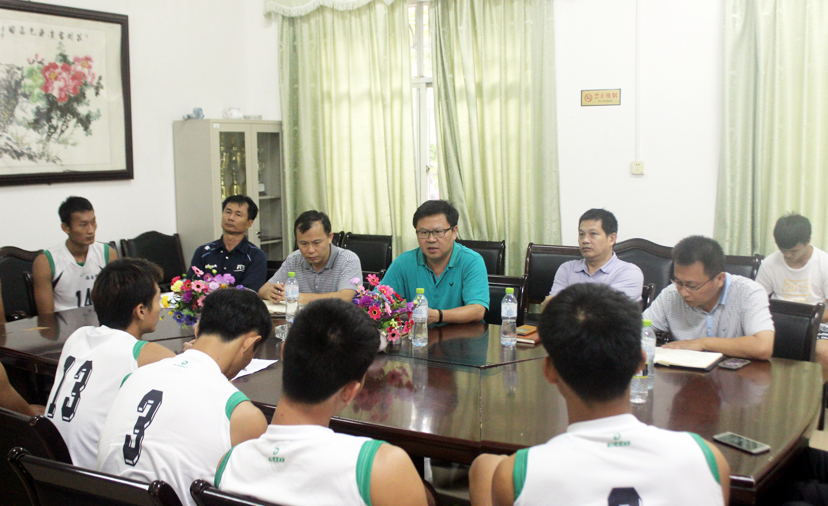 校领导到体育学院调研