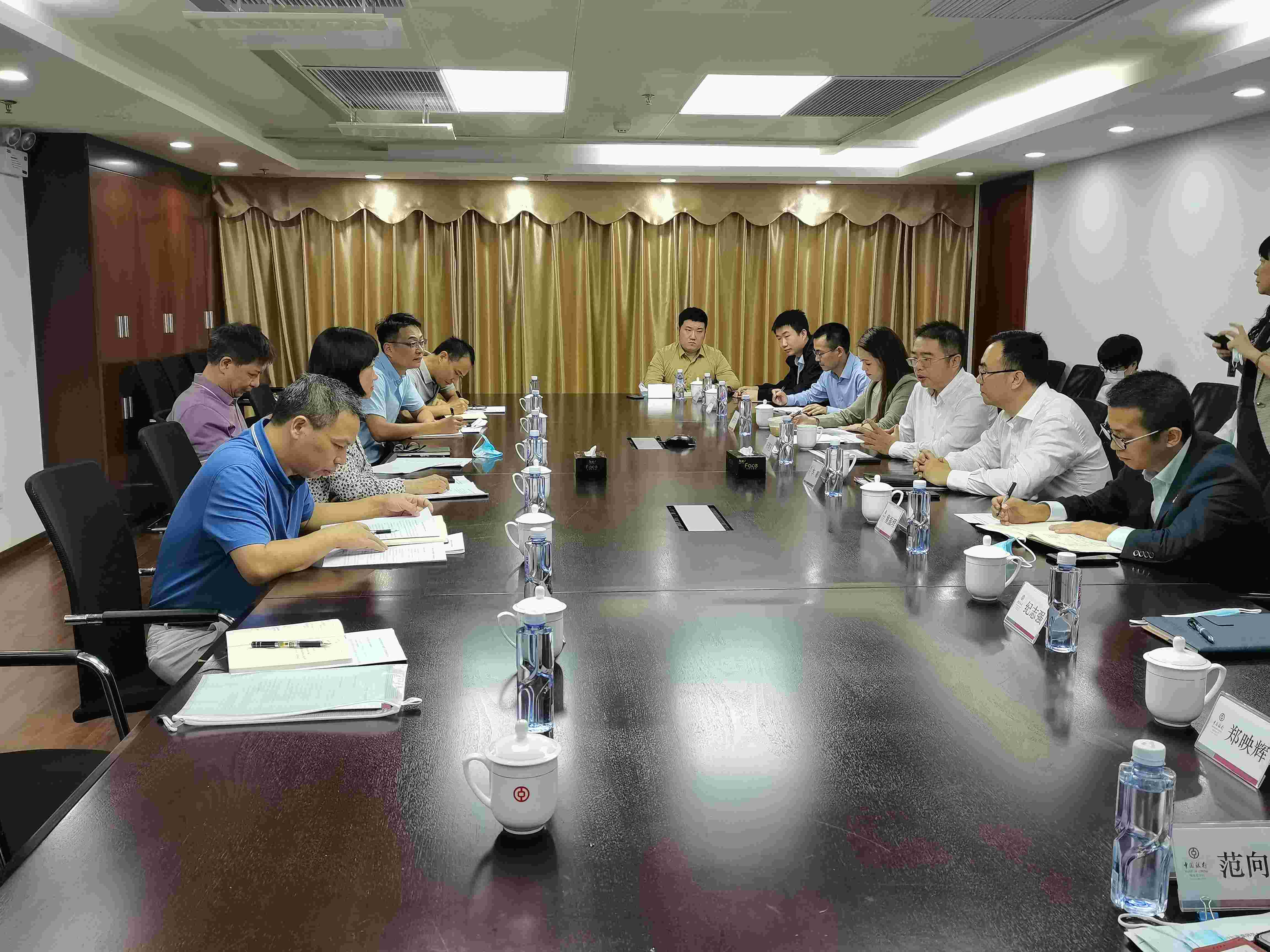 校领导带队赴中国银行开展银校合作交流座谈