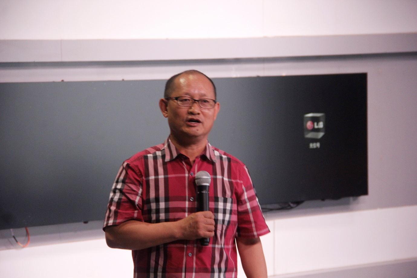 青年之声・记海南师范大学榕树讲座之“《达・芬奇密码》何以畅销全球”