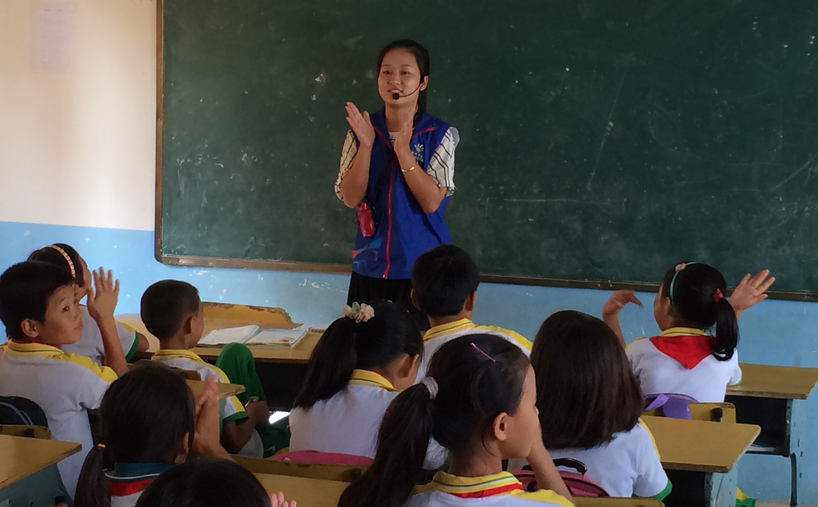 共青团中央李青肯定我校志愿者活动