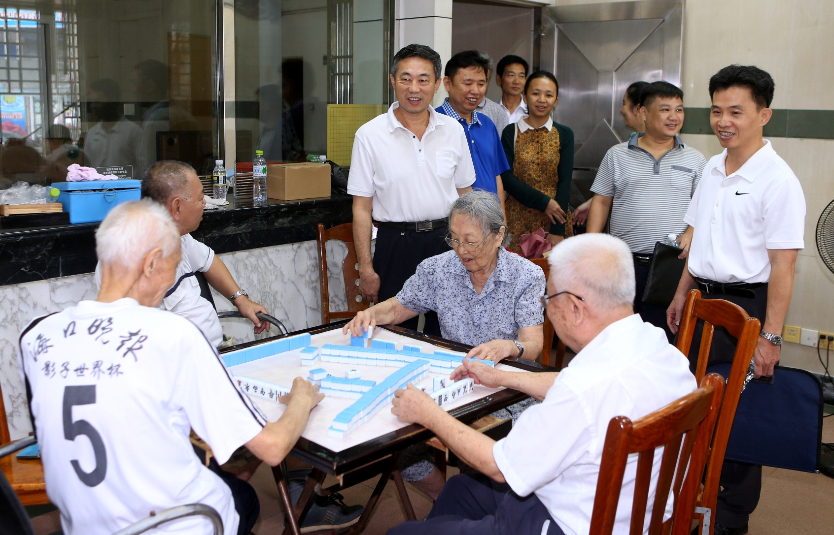 省委老干部局调研组到我校检查指导工作