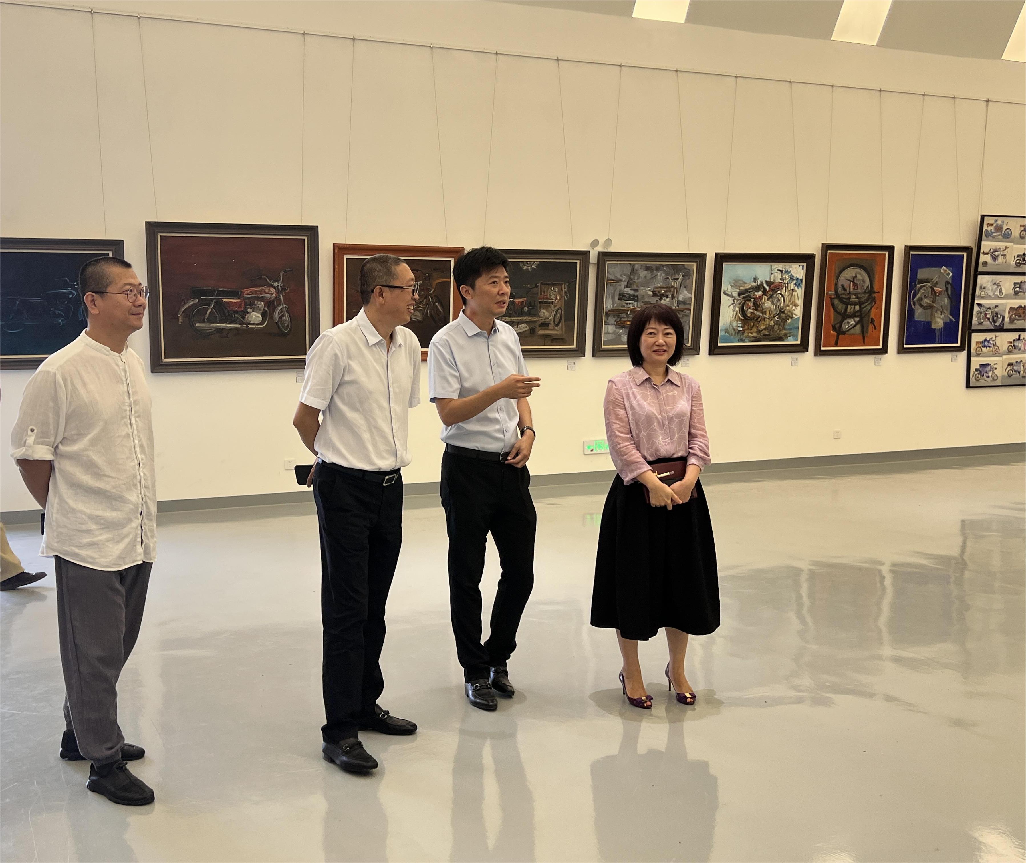 校领导到美术学院调研