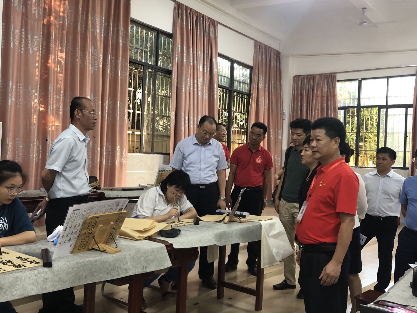 校领导到东方市开展高等师范教育与基础教育深度融合专题调研