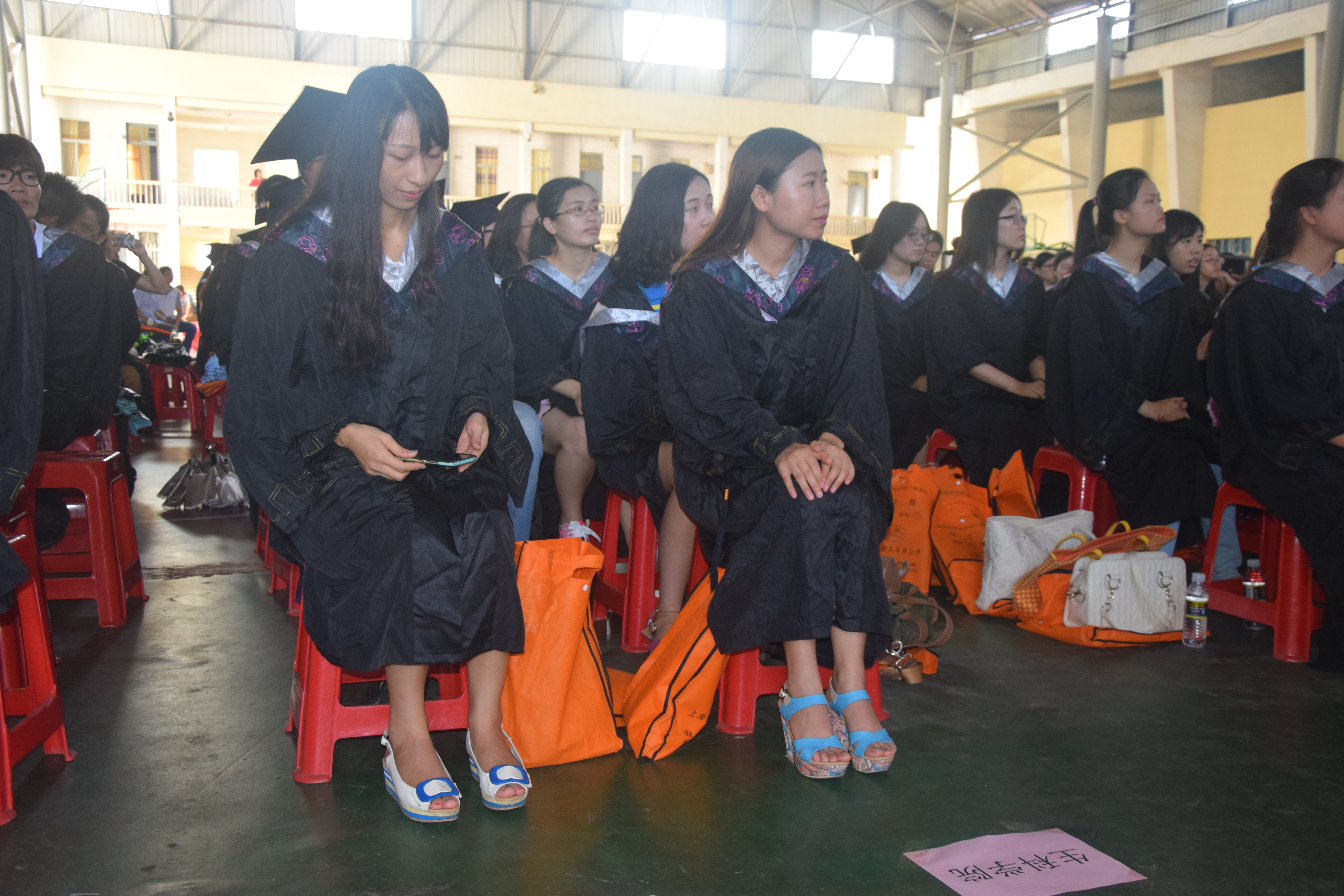 告别母校，成就辉煌――记生命科学学院2015届本科毕业生毕业典礼