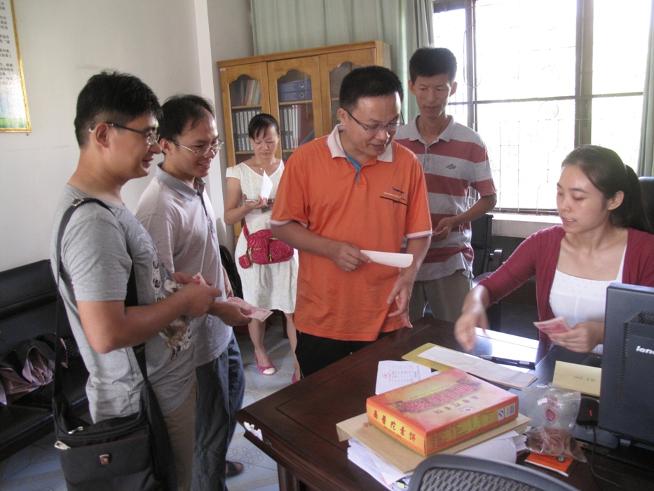 我校教职工踊跃为海南“威尔逊”强台风受灾群众捐款