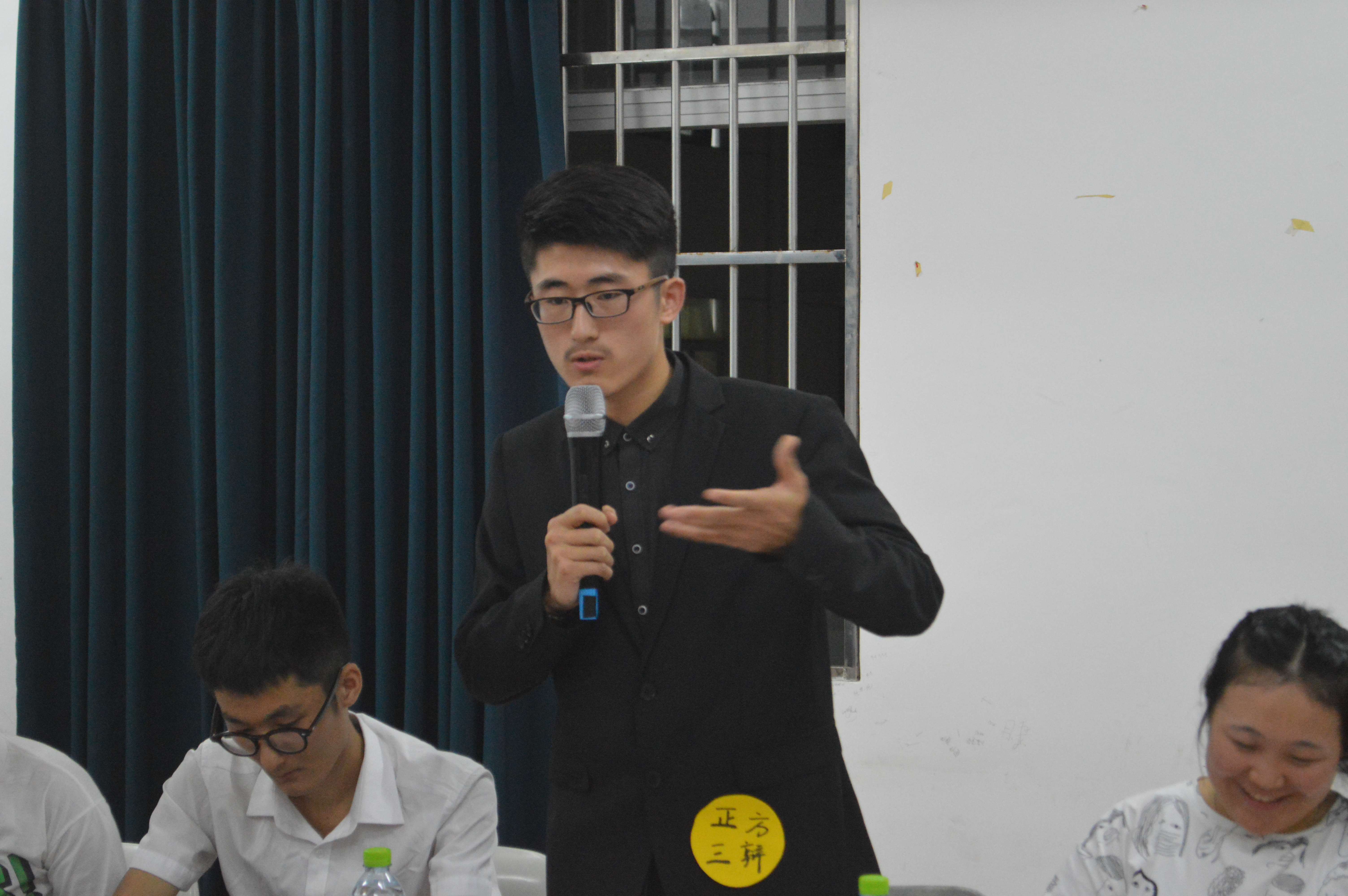 学生会辩论赛初赛――记数学与统计学院学生会辩论赛初赛