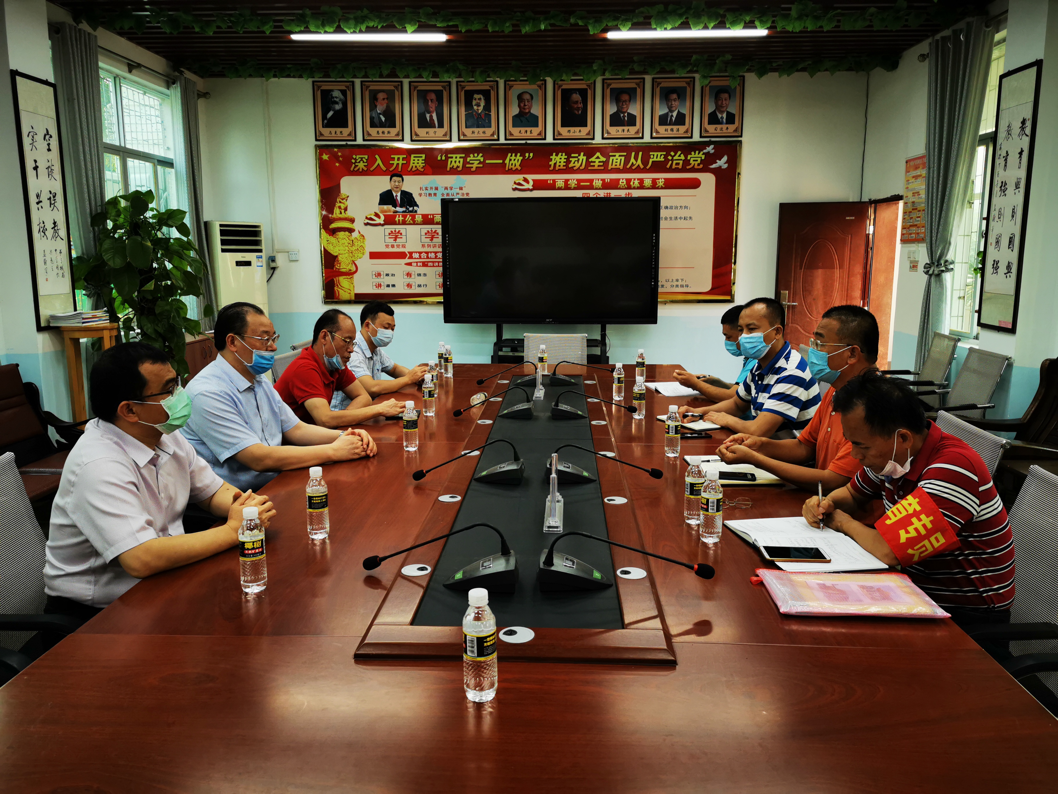 校领导到定安县进行教师教育调研