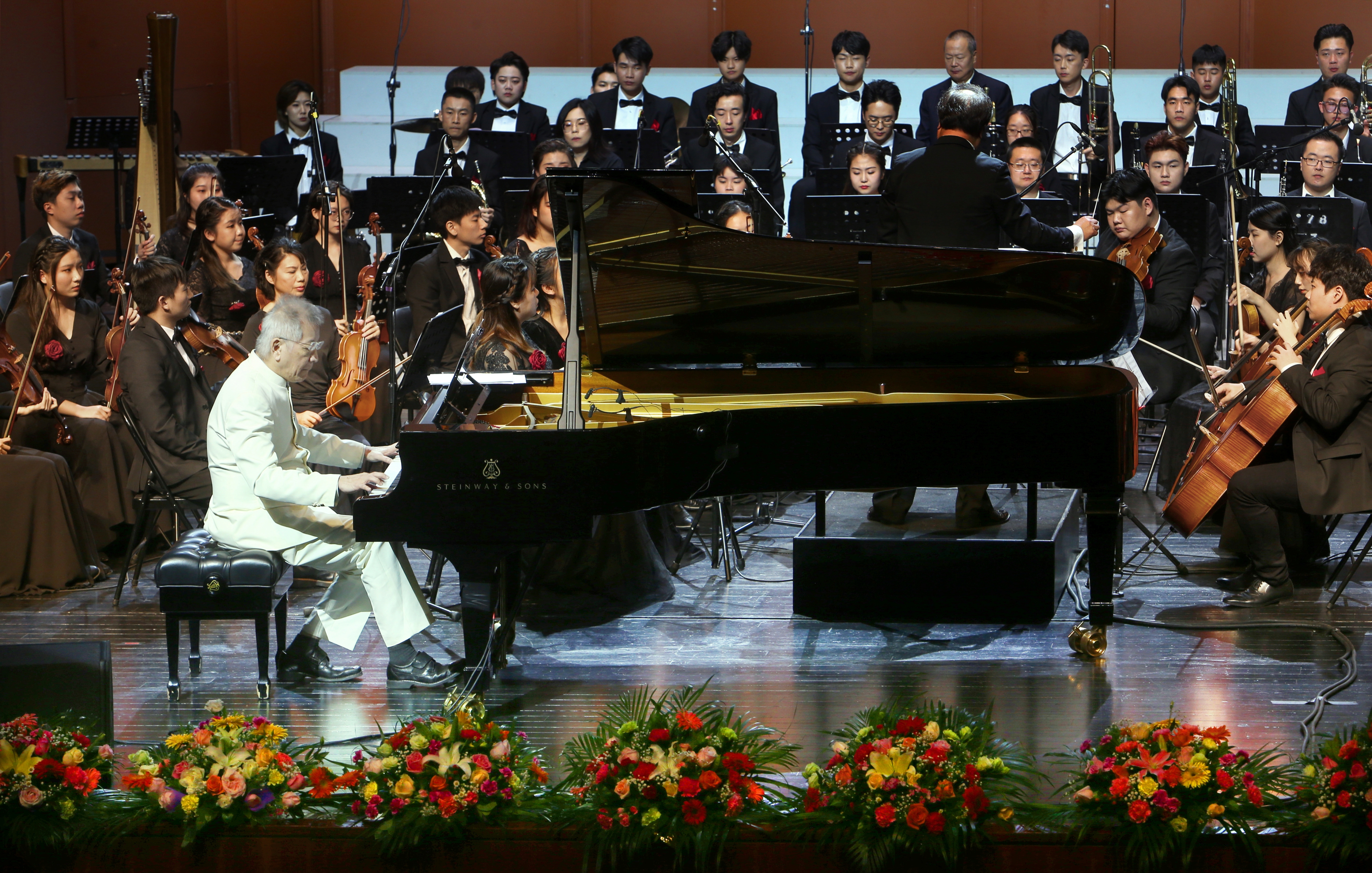 音乐学院承办海南新年交响音乐会，颂扬中国共产党百年辉煌历程