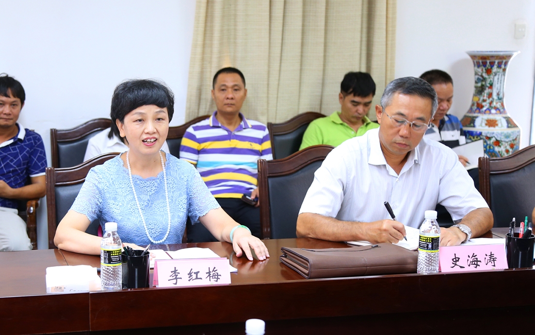 省文明办、省教育厅、海口市领导莅临我校指导文明校园创建及海口市创全国文明城市工作