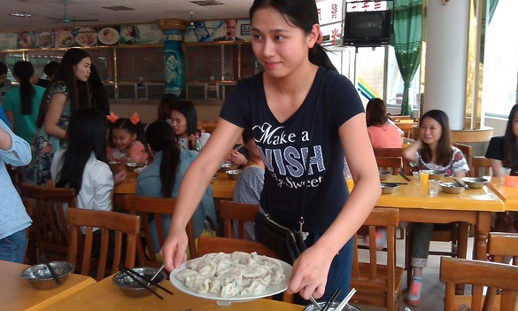 青春不老，我们不散——记初等教育学院12级中文1班的女生节系列活动