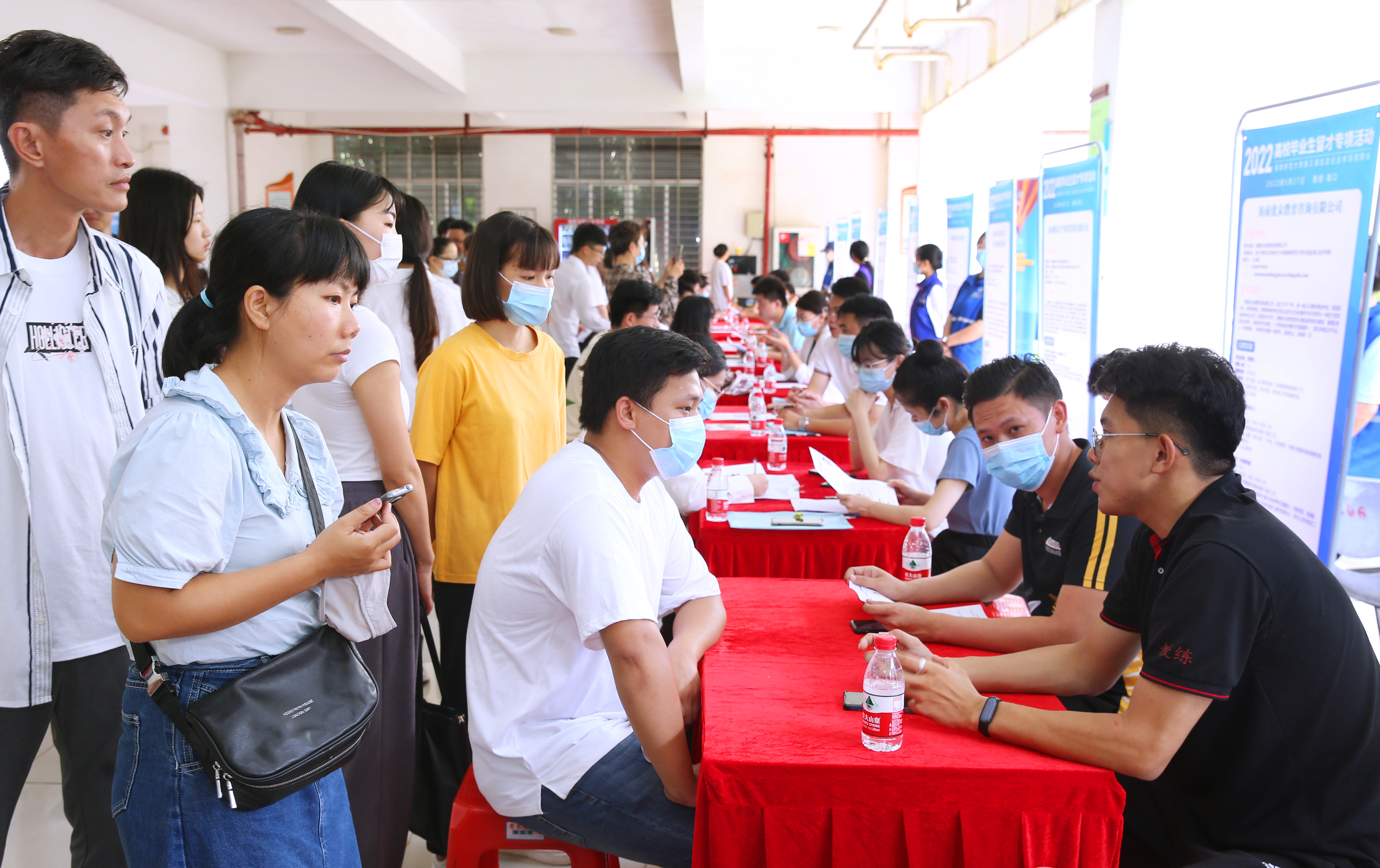 我校举办2022年高校毕业生留才专项活动 第三届校友企业专场招聘会  