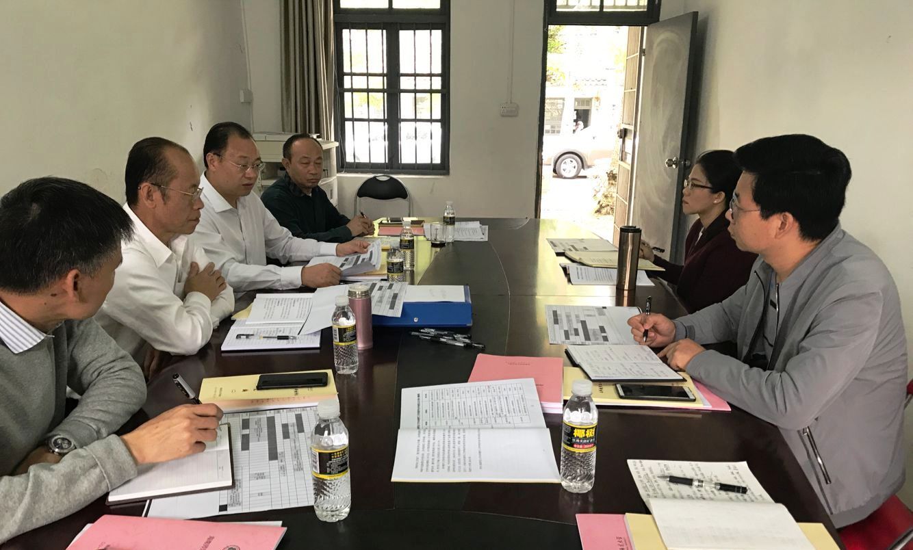 学校评建办召开新学期审核评估工作会议